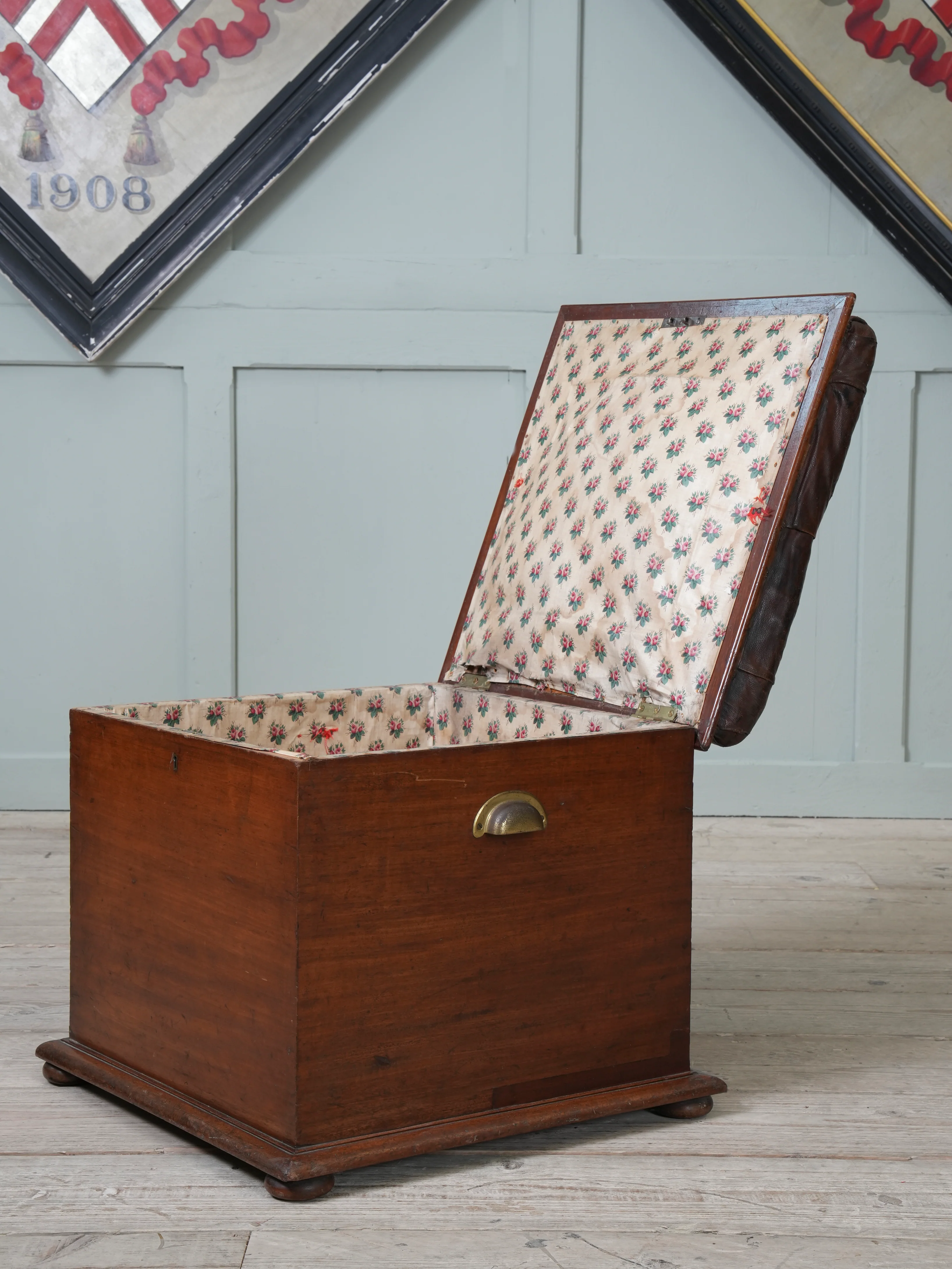 A 19th Century Buttoned Leather Box Ottoman - Image 3