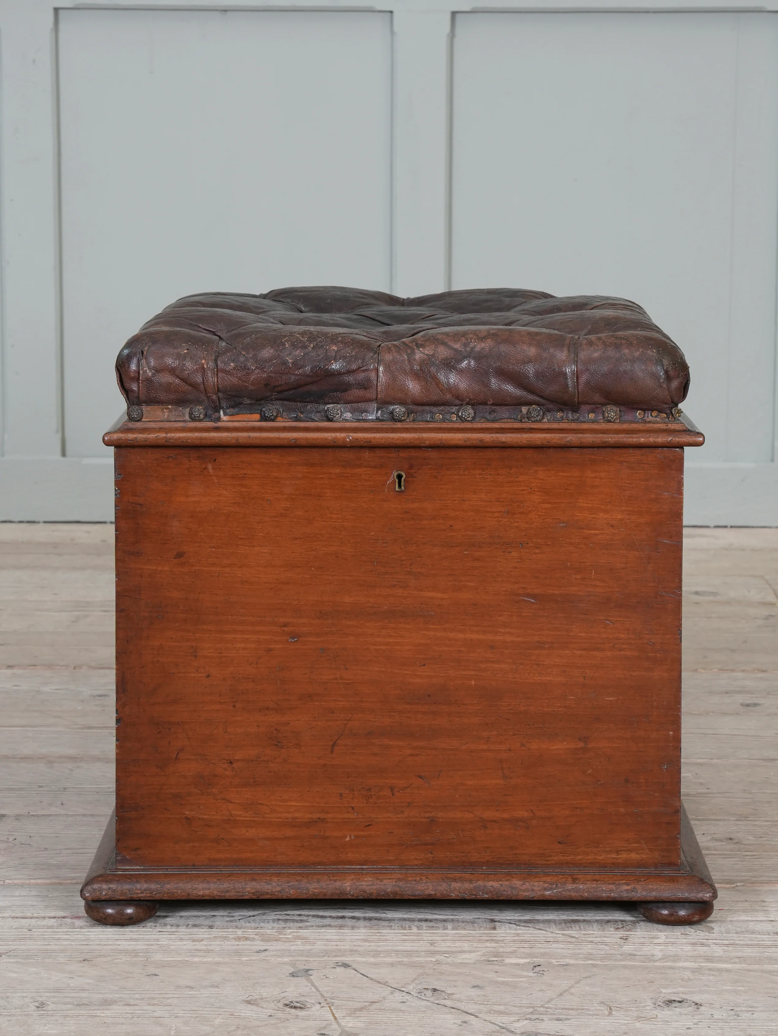 A 19th Century Buttoned Leather Box Ottoman - Image 4