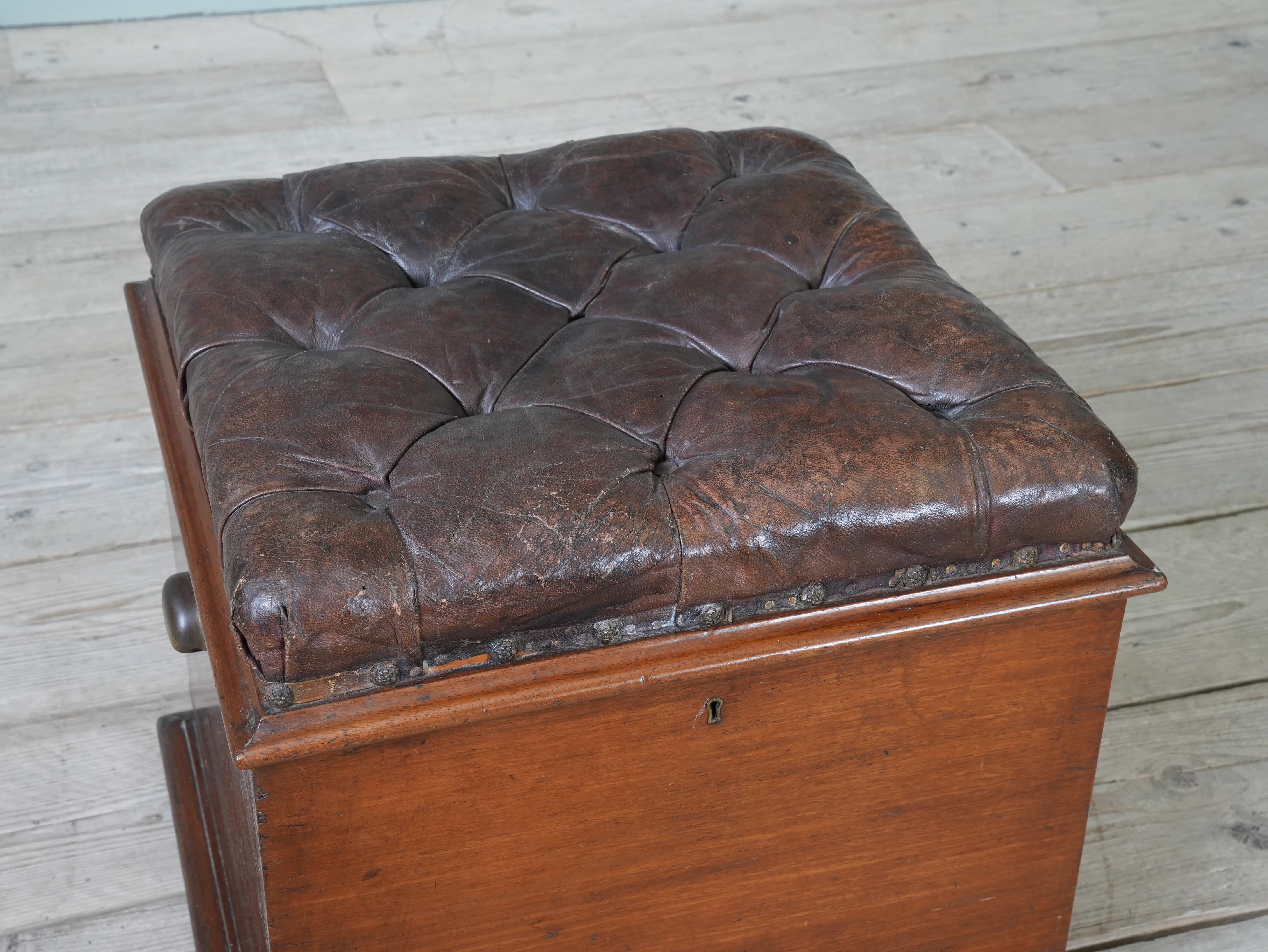 A 19th Century Buttoned Leather Box Ottoman - Image 5