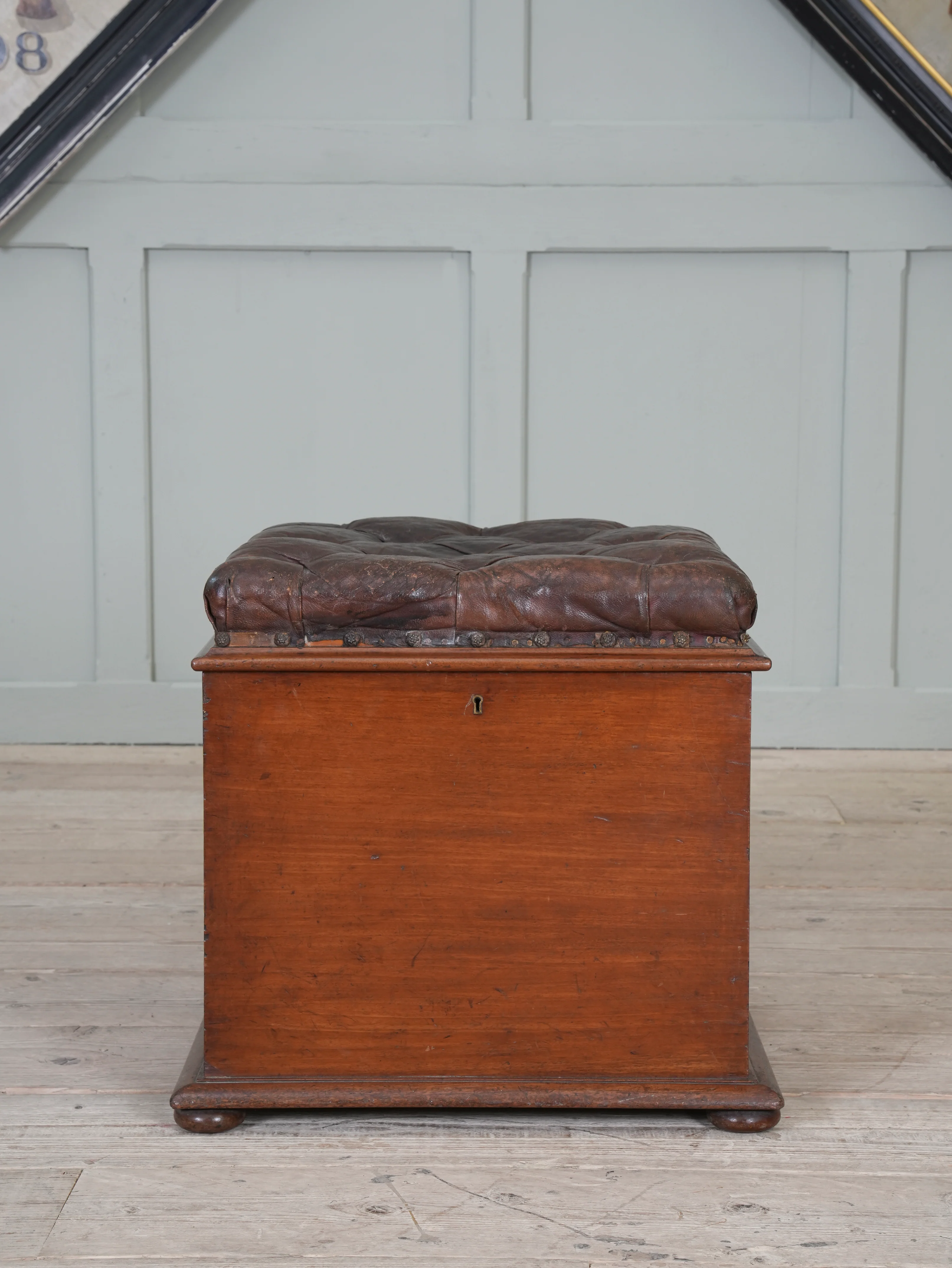 A 19th Century Buttoned Leather Box Ottoman - Image 7