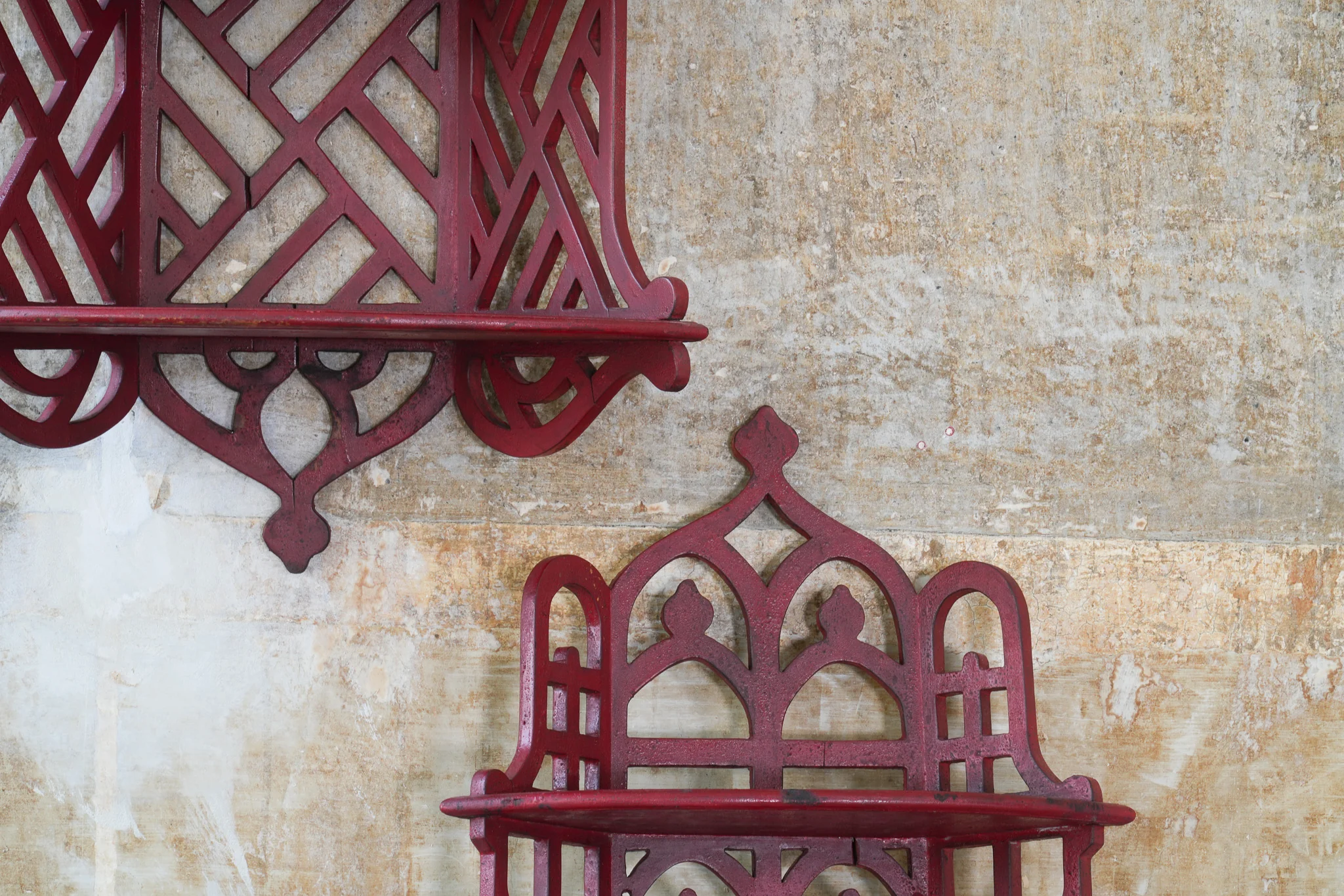 A Pair of Chinese Chippendale Hanging Shelves - Image 5