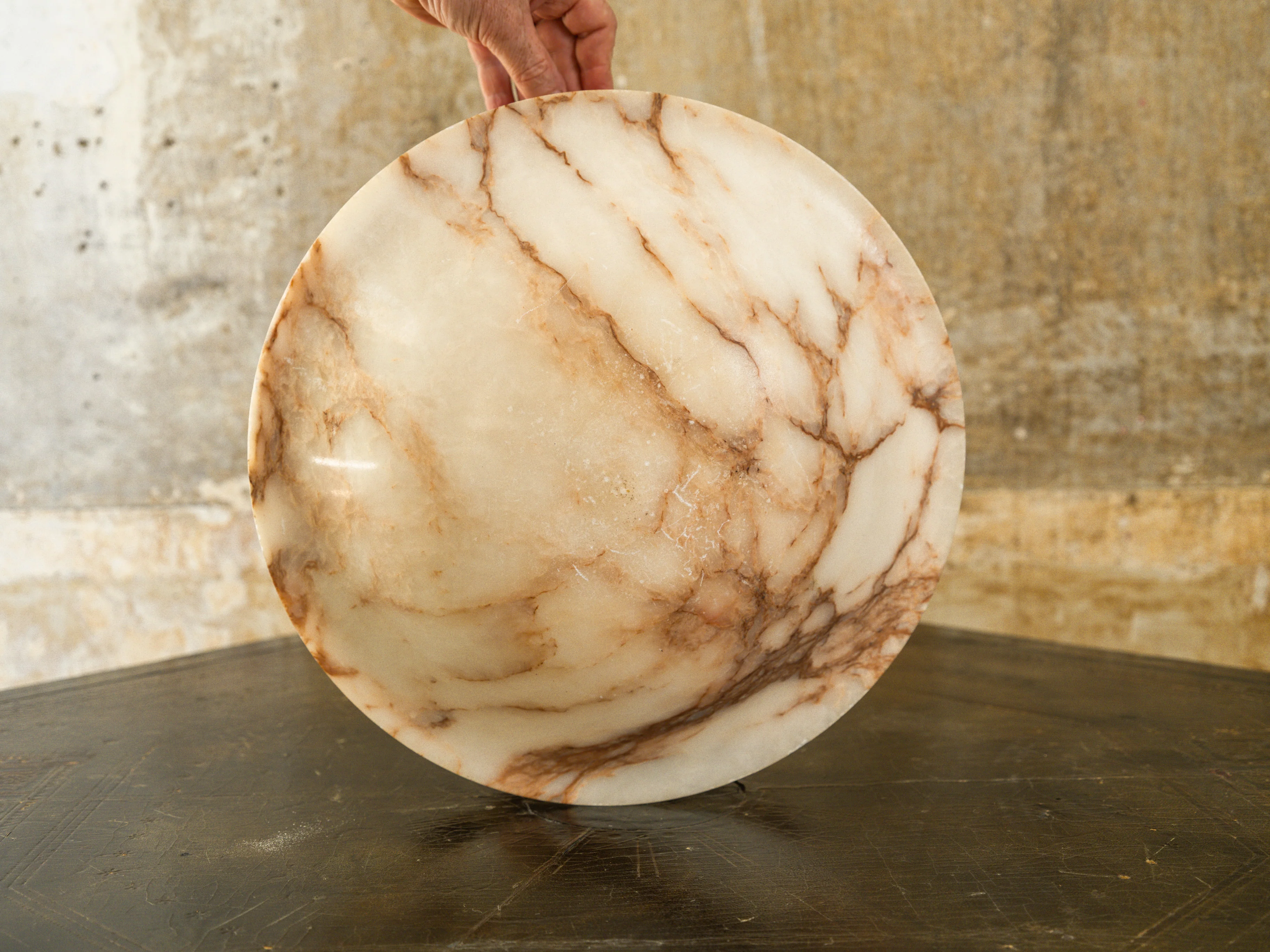 An Early 20th Century Alabaster Dish Light - Image 11