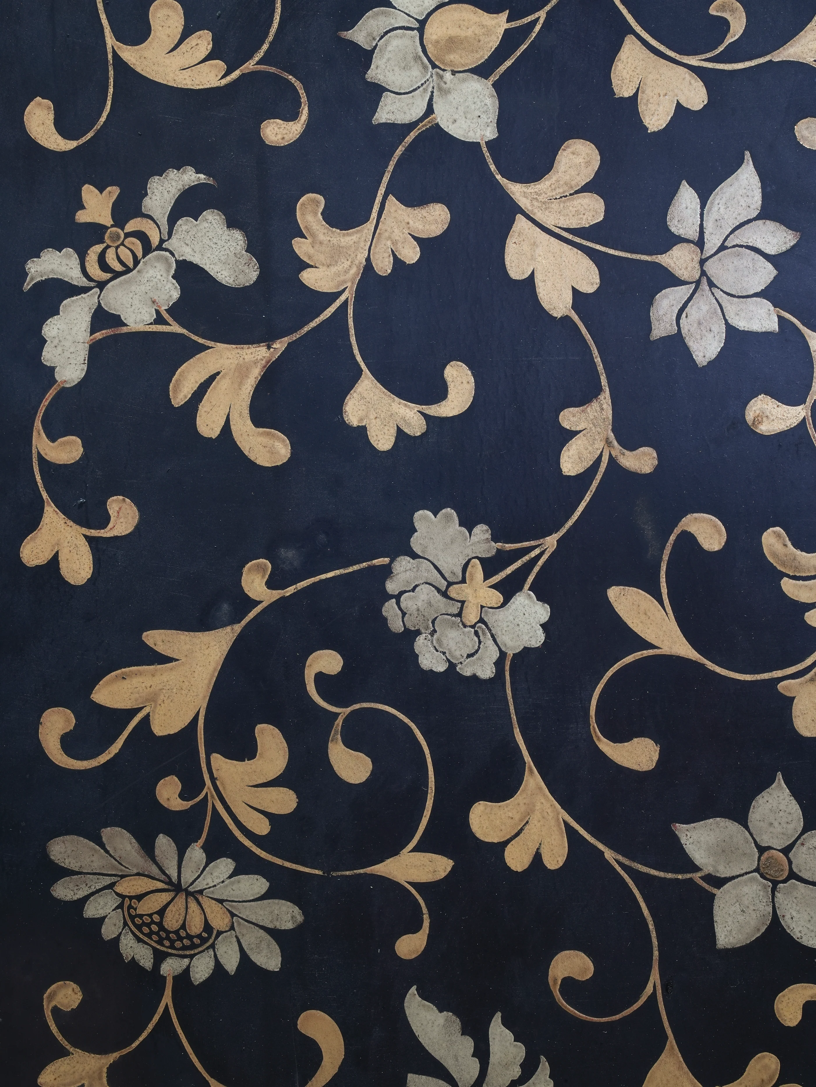 A Regency Eight-Fold Lacquered Room Screen - Image 14