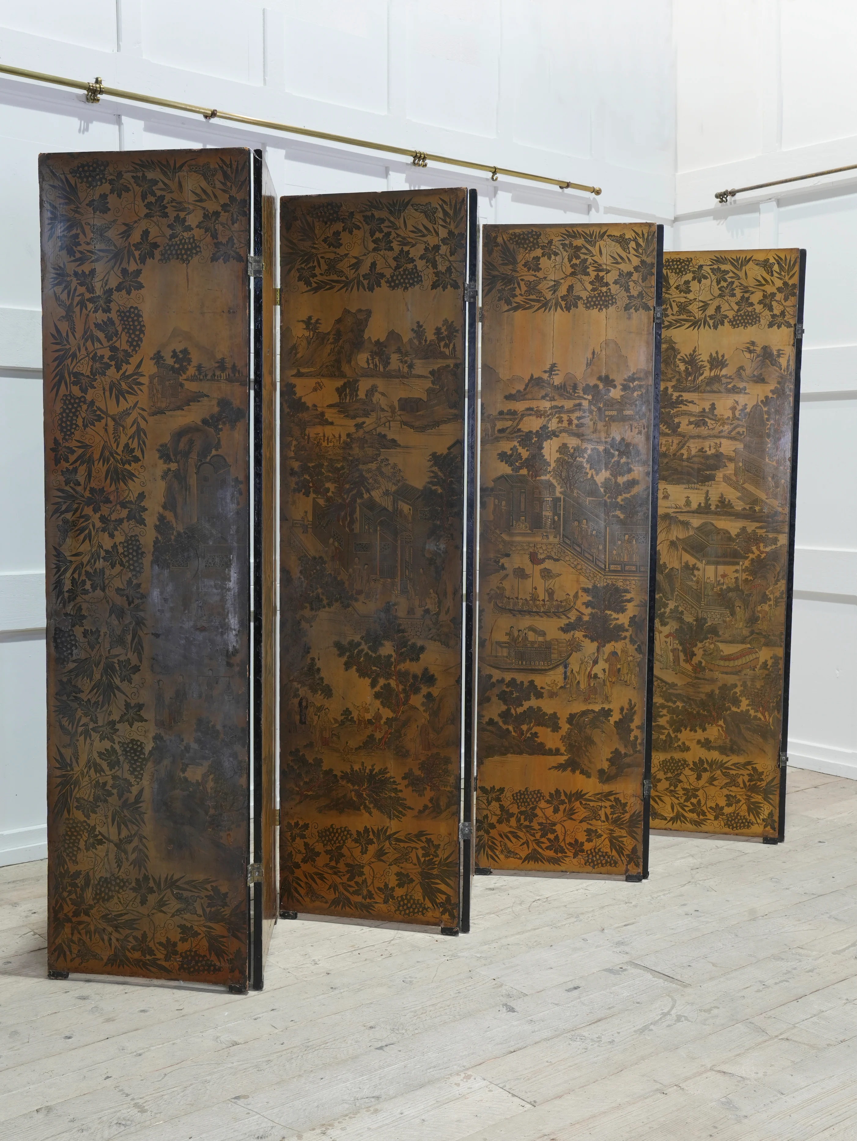 A Regency Eight-Fold Lacquered Room Screen - Image 21