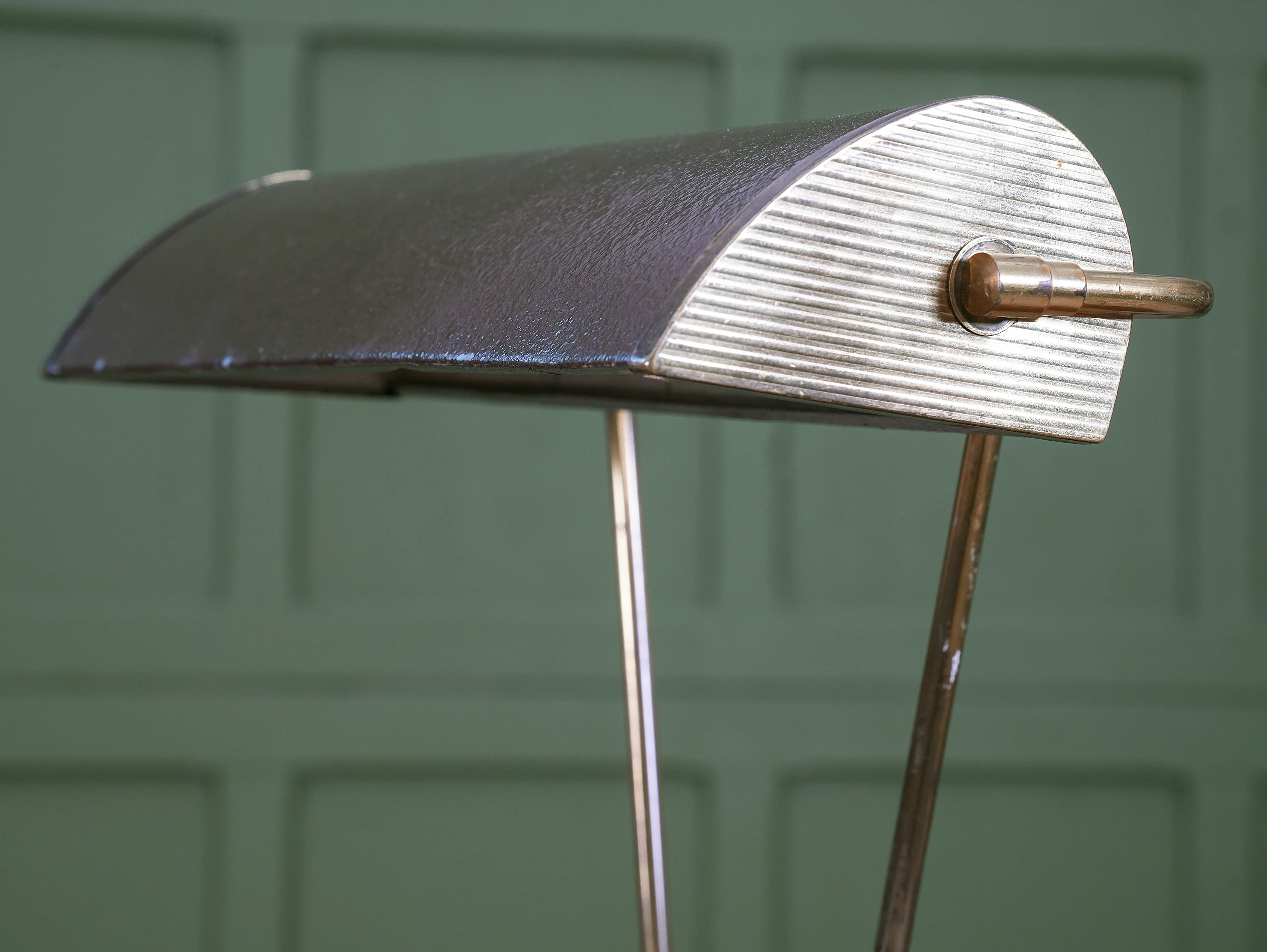 An Eileen Gray Desk Lamp - Image 5