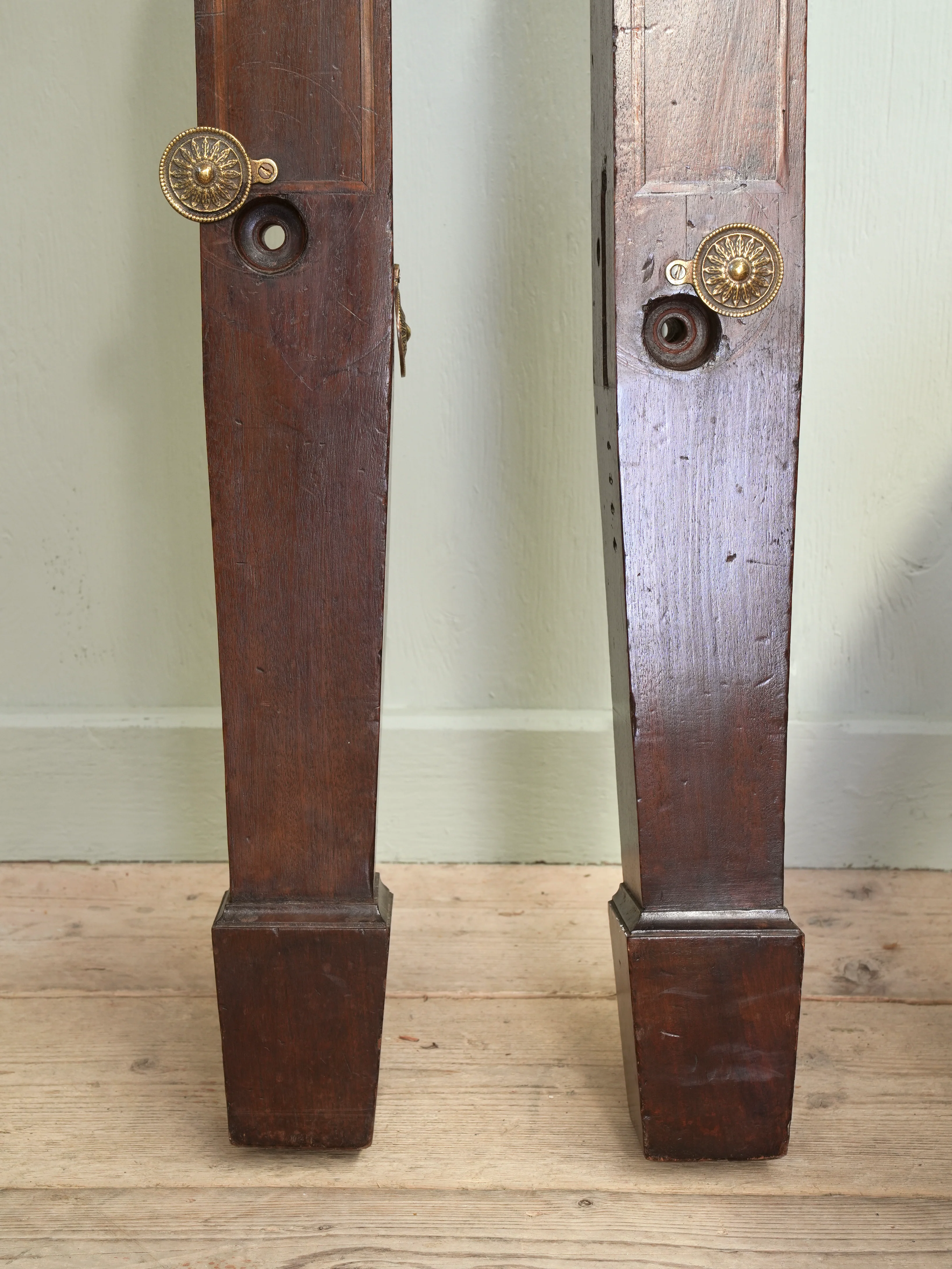 A Pair Of Late Regency Mahogany Bed Posts - Image 10
