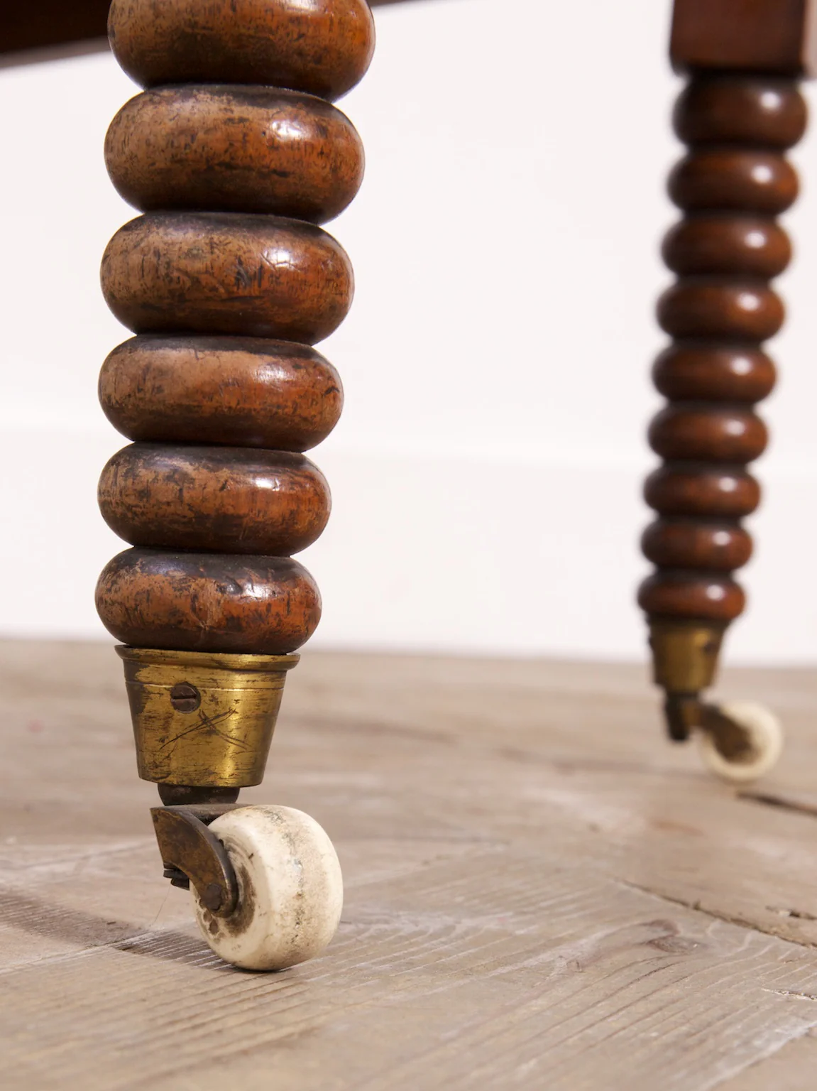 Bobbin Arm Chair - Image 4