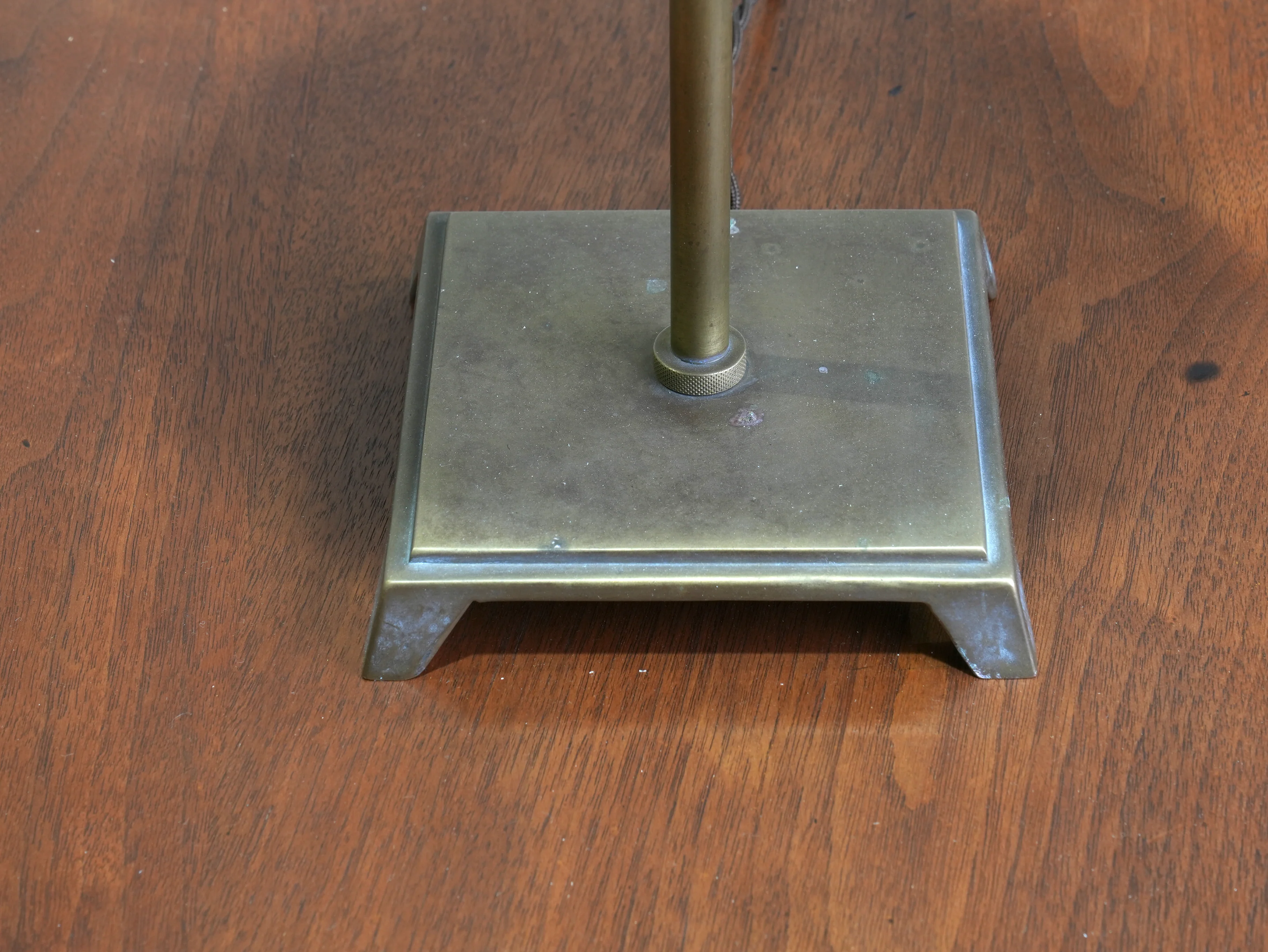 A Modernist Table Lamp - Image 11
