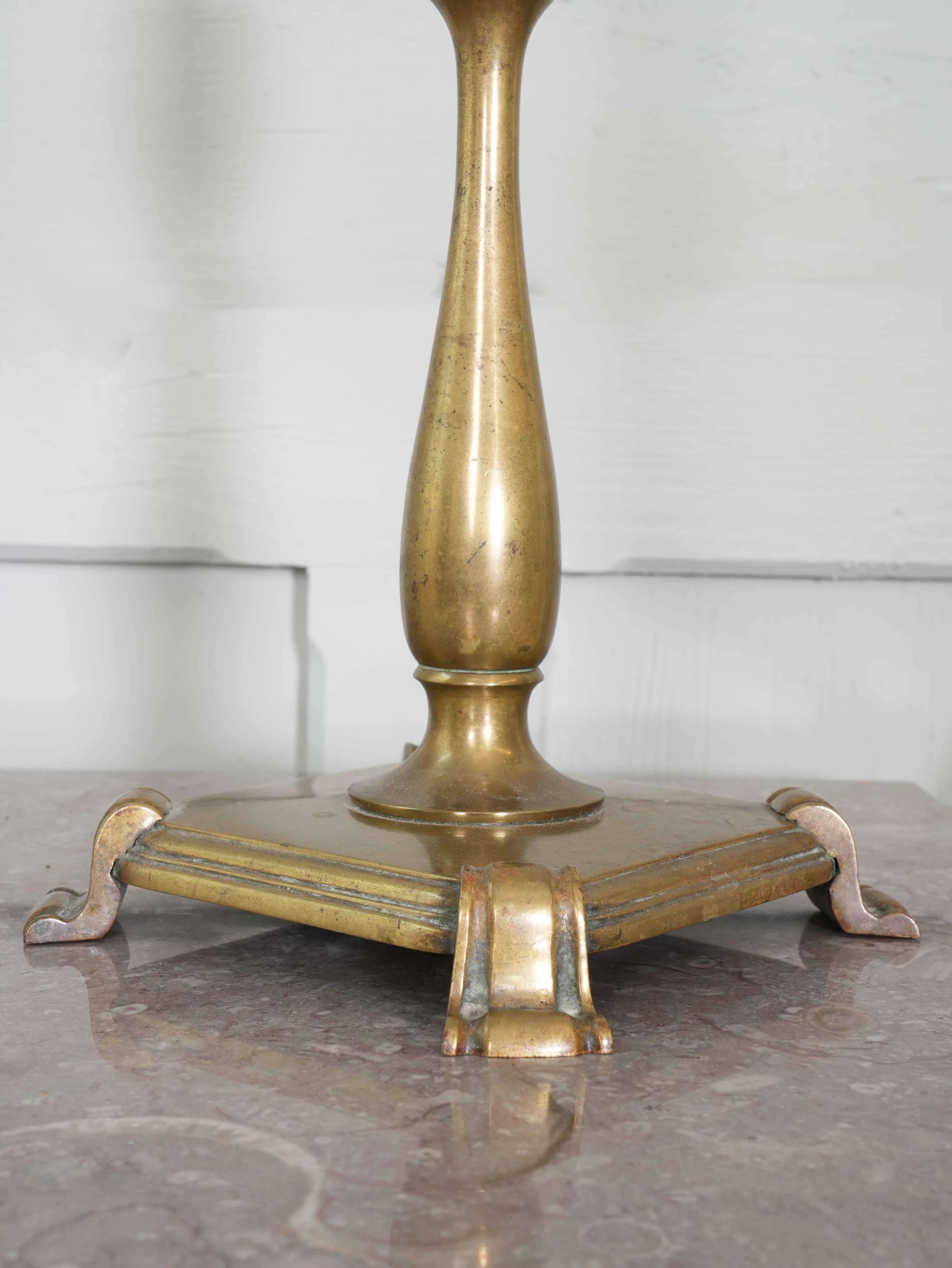 A Brass Baluster Form Table Lamp - Image 5