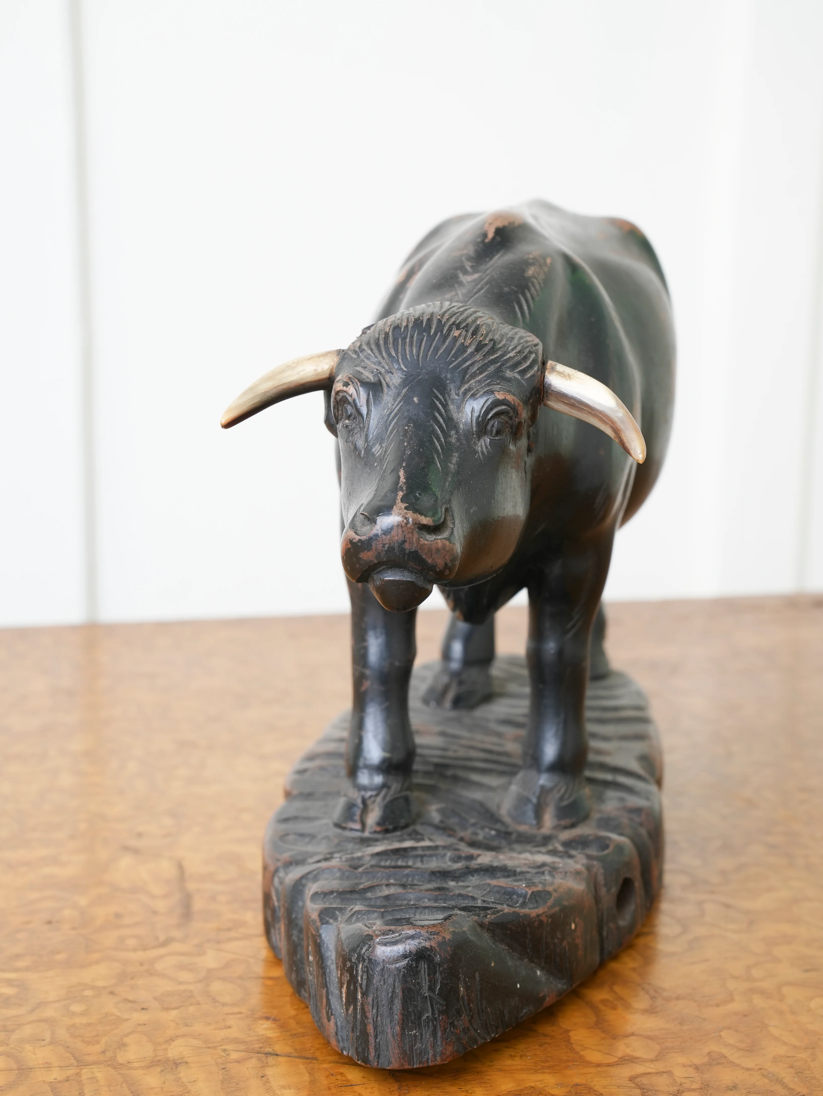 Bull - Image 4
