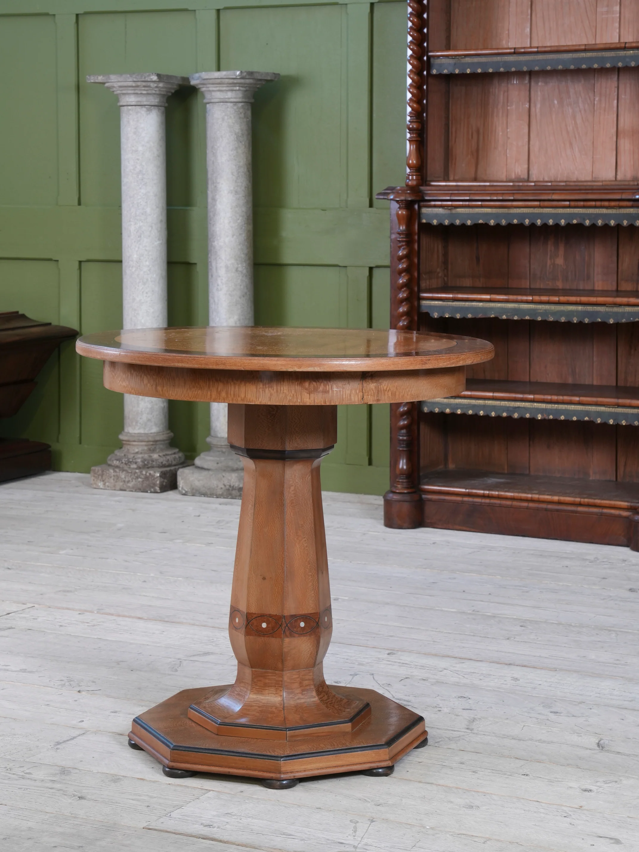 A Lace Wood & Oak Centre Table - Image 2
