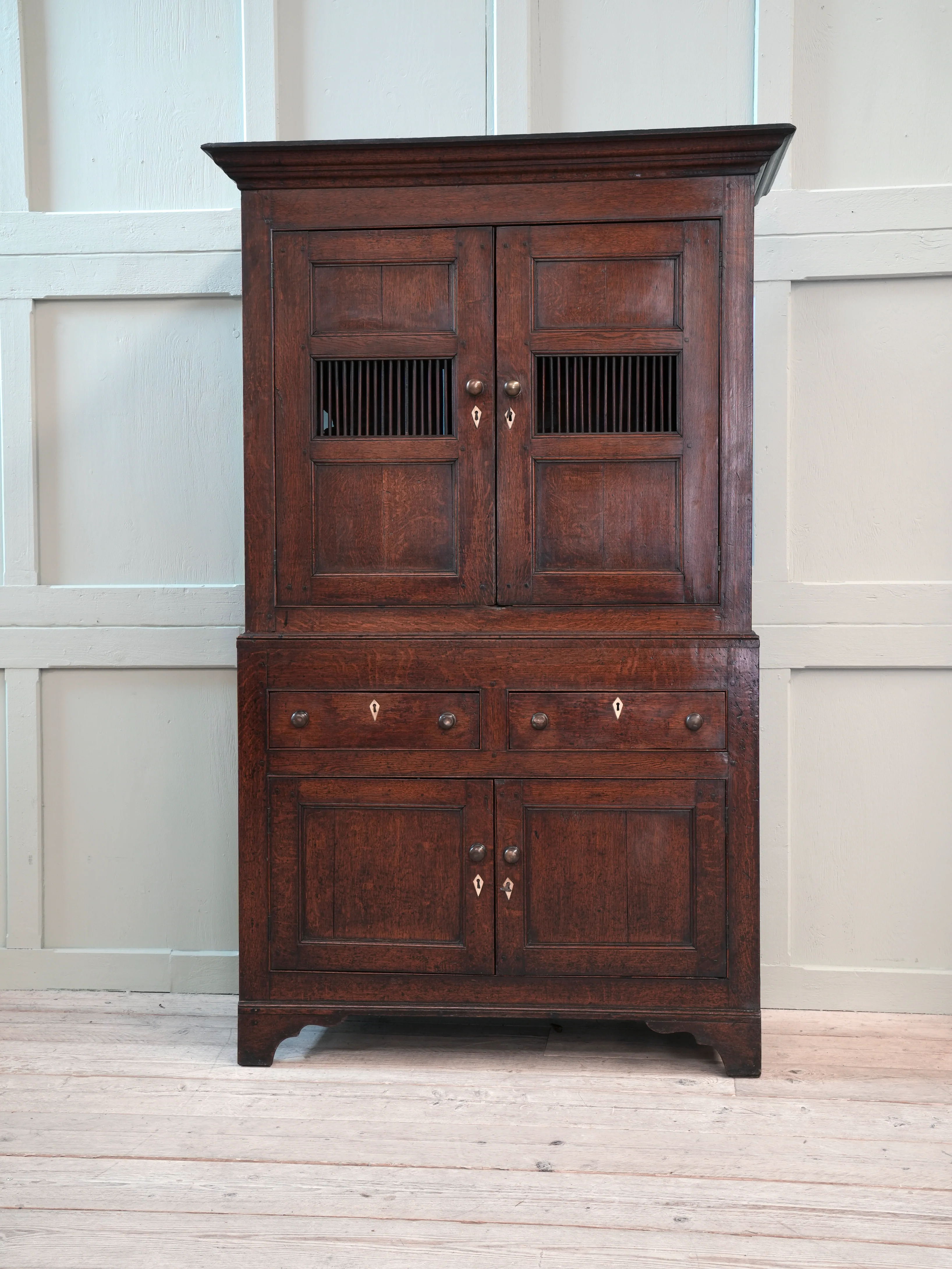 An Early 19th Century Anglesey “Cwpwrdd Bara Caws” - Image 3