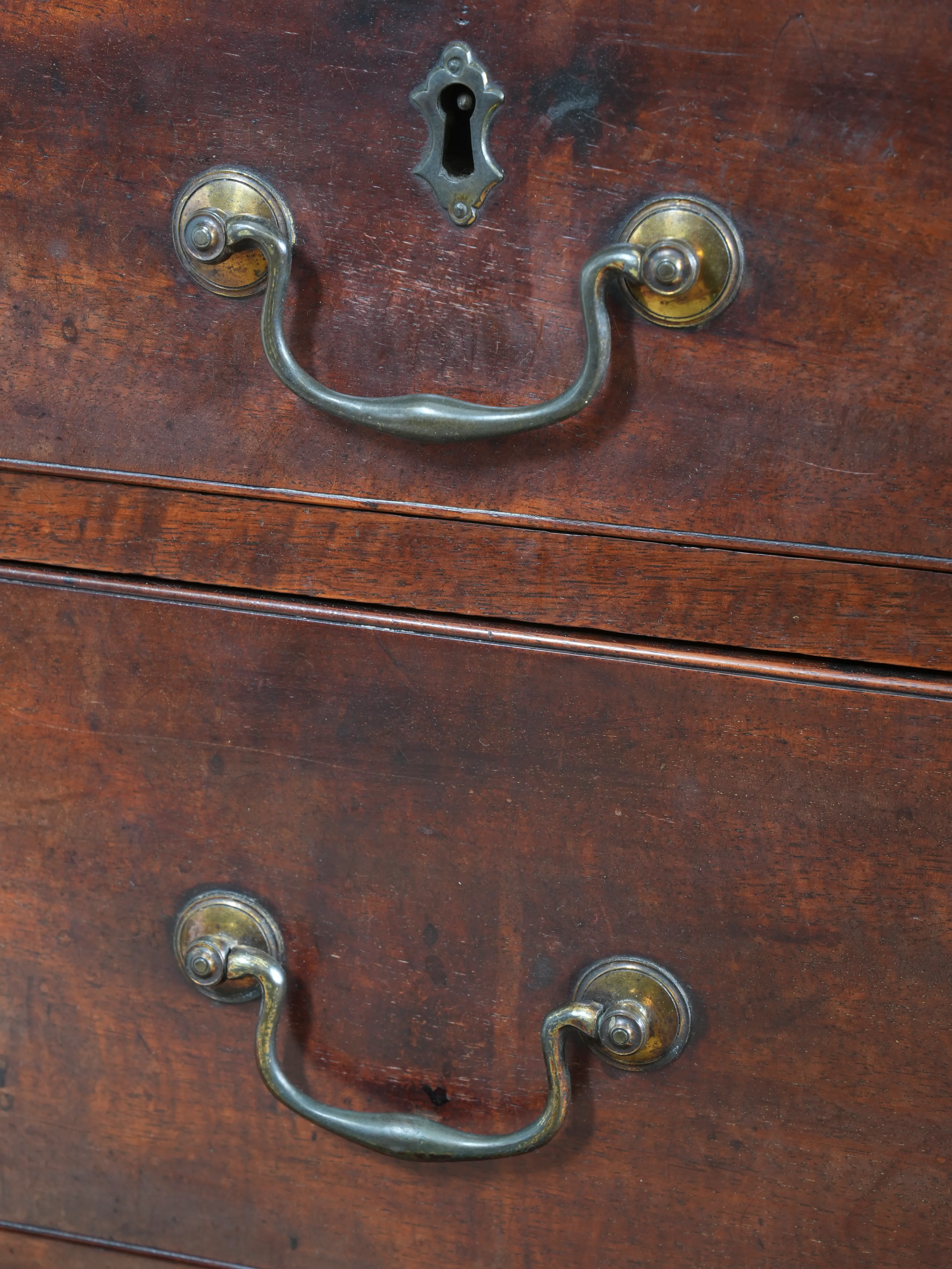 A Early 19th Century Mahogany Chest of Drawers - Image 18