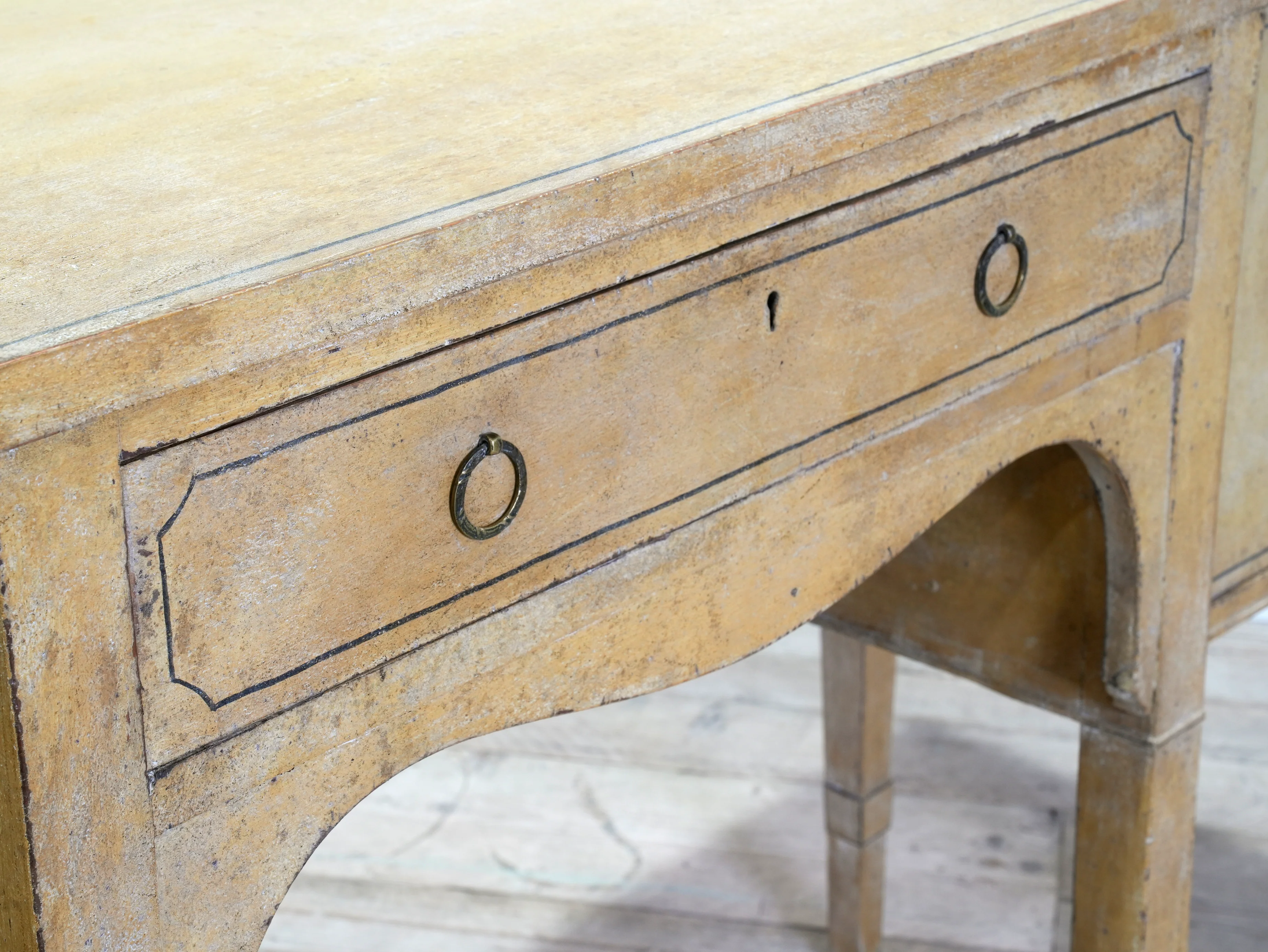 A Late Regency Painted Console Sideboard Table - Image 14
