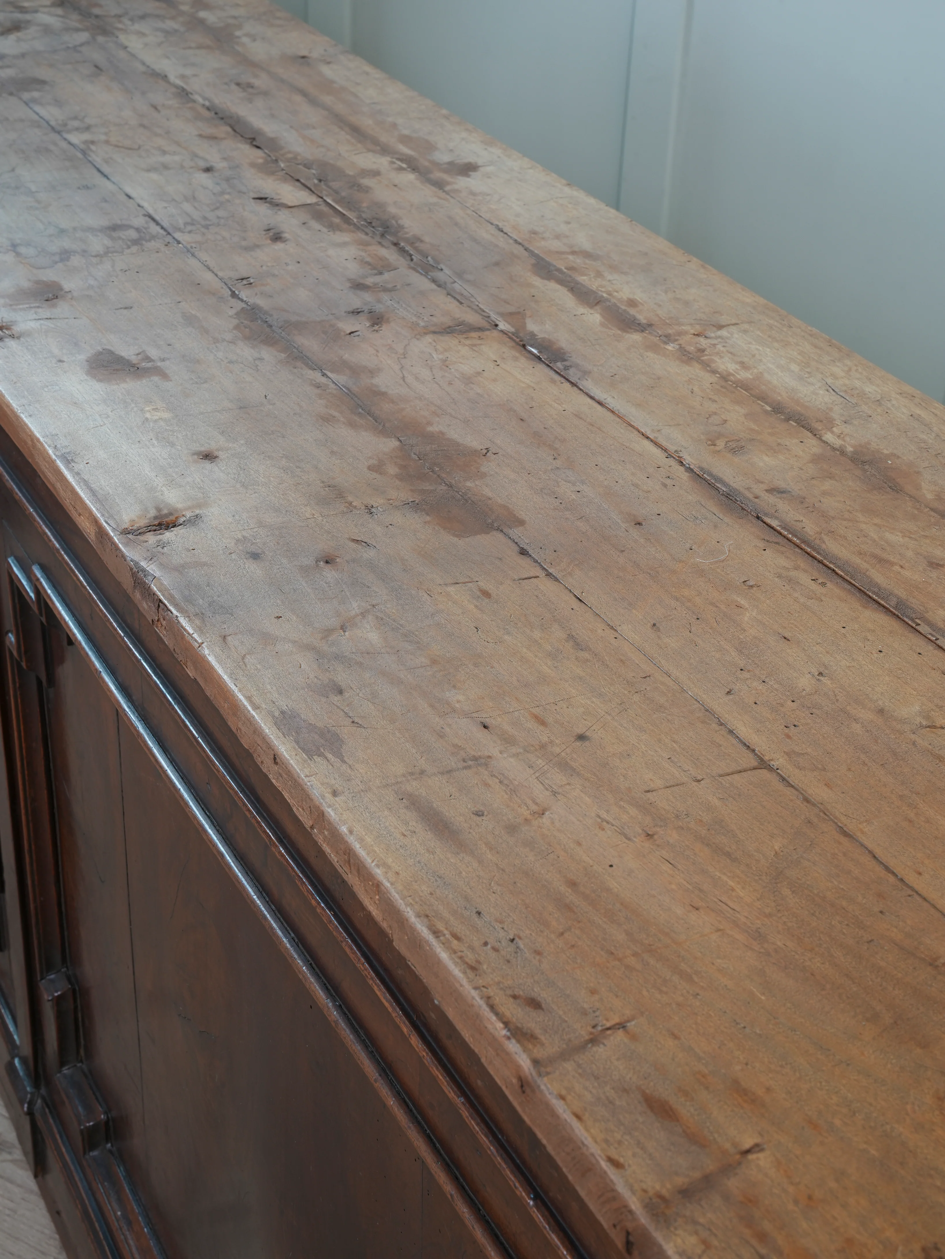 A 19th Century Italian Shop Counter - Image 26