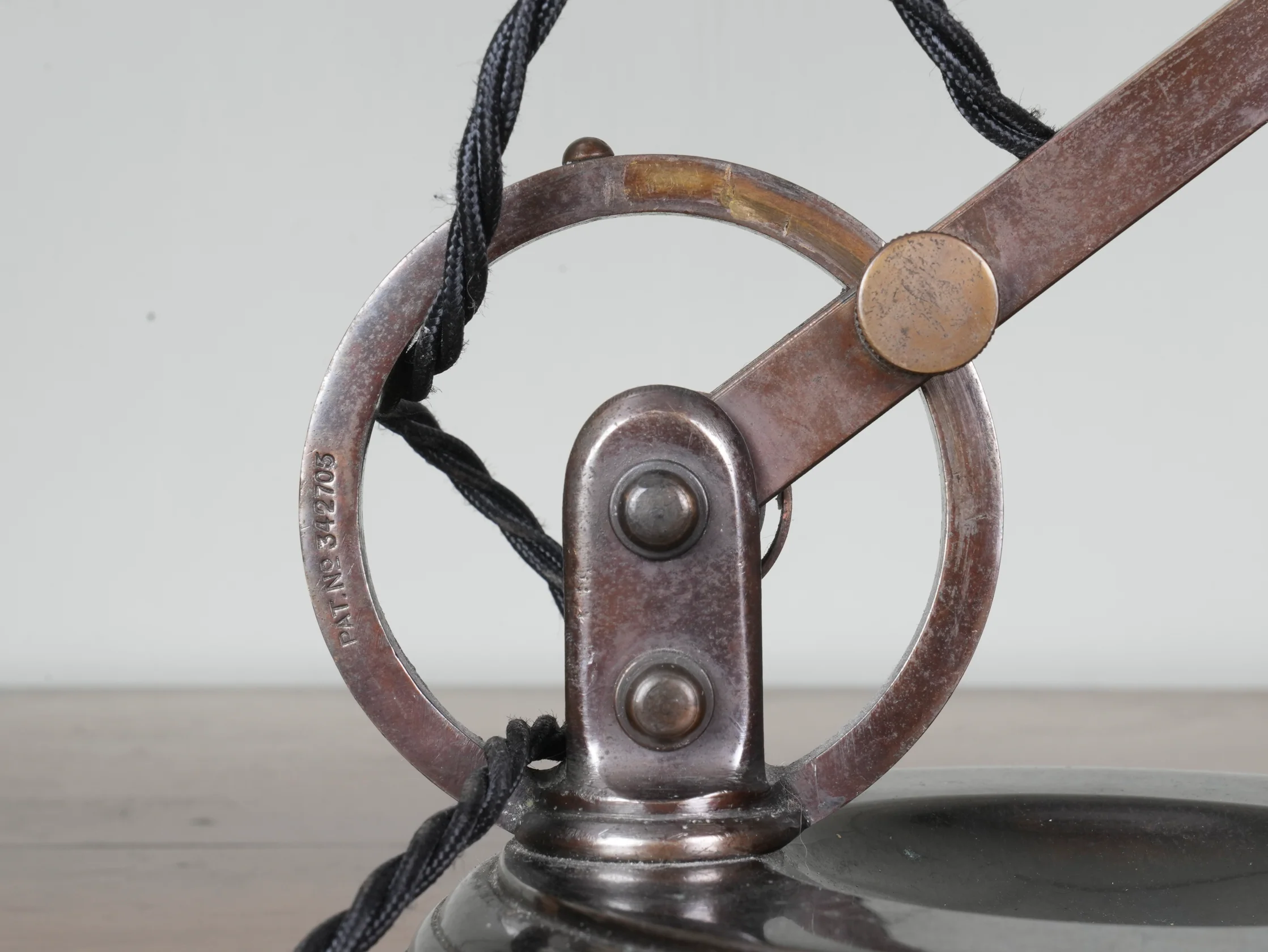 A 1930s Brass Bankers Desk Lamp - Image 11