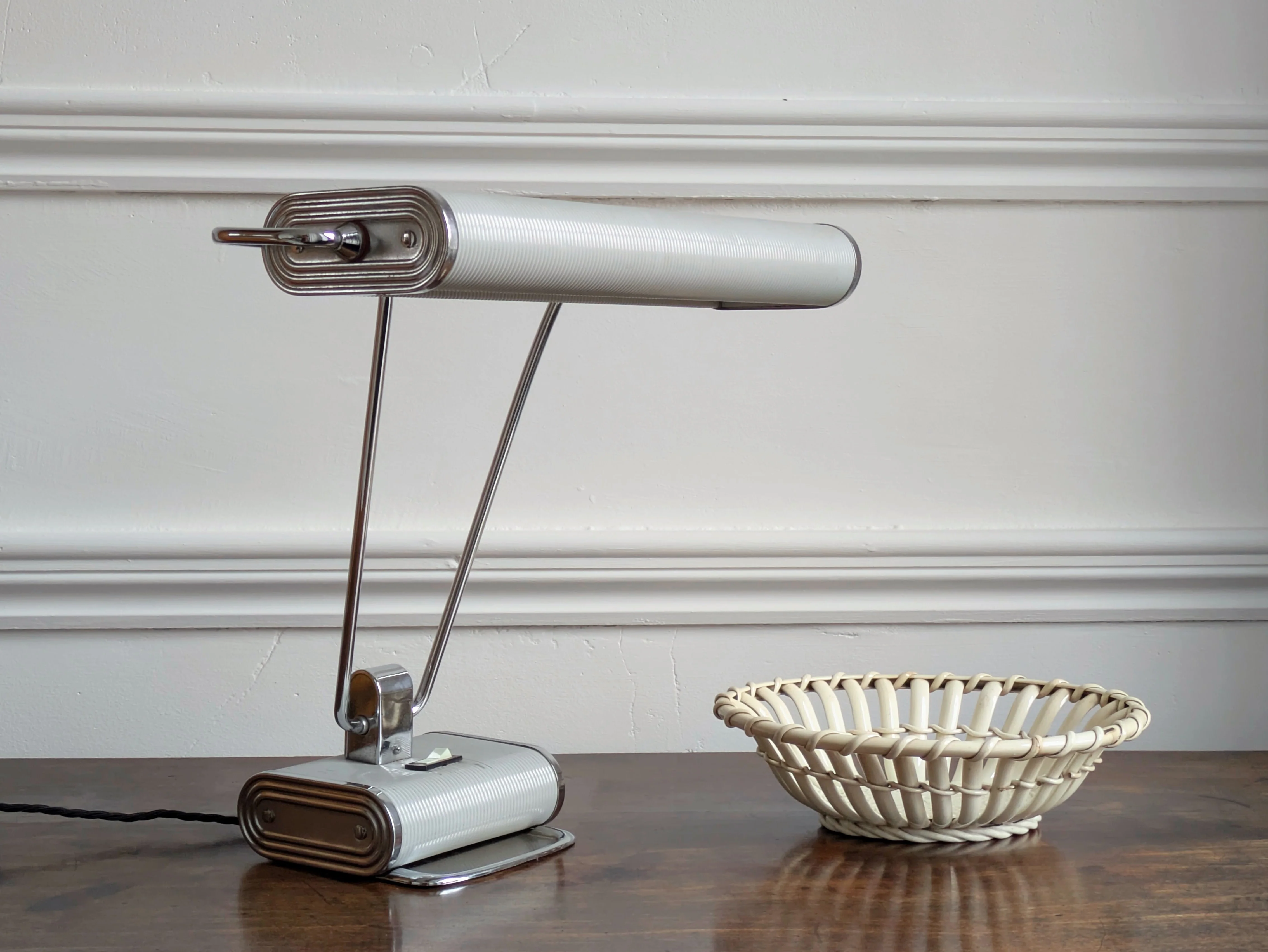 A No 71 Desk Lamp, Eileen Gray for Jumo - Image 2