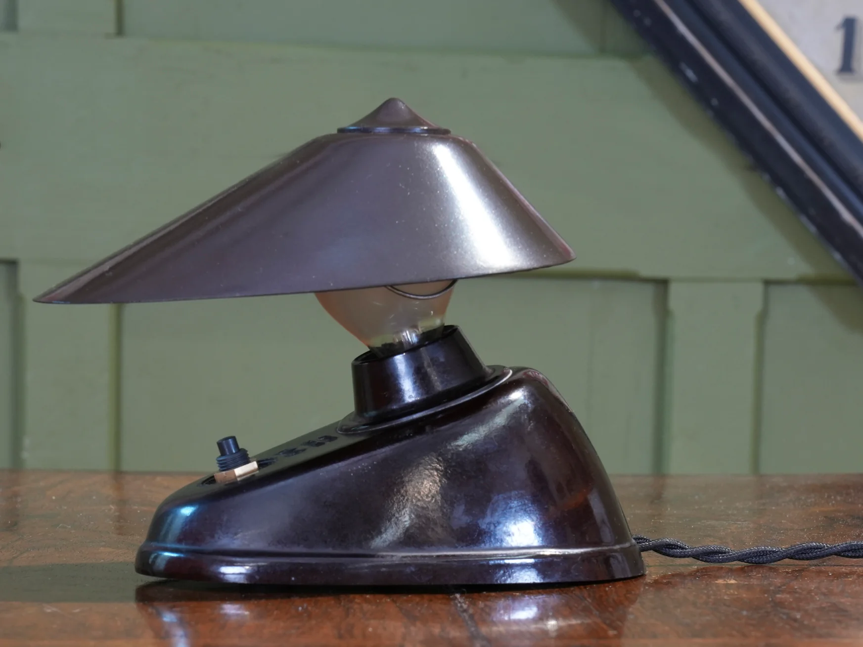ESC Type 11641 Desk Lamp - Image 3