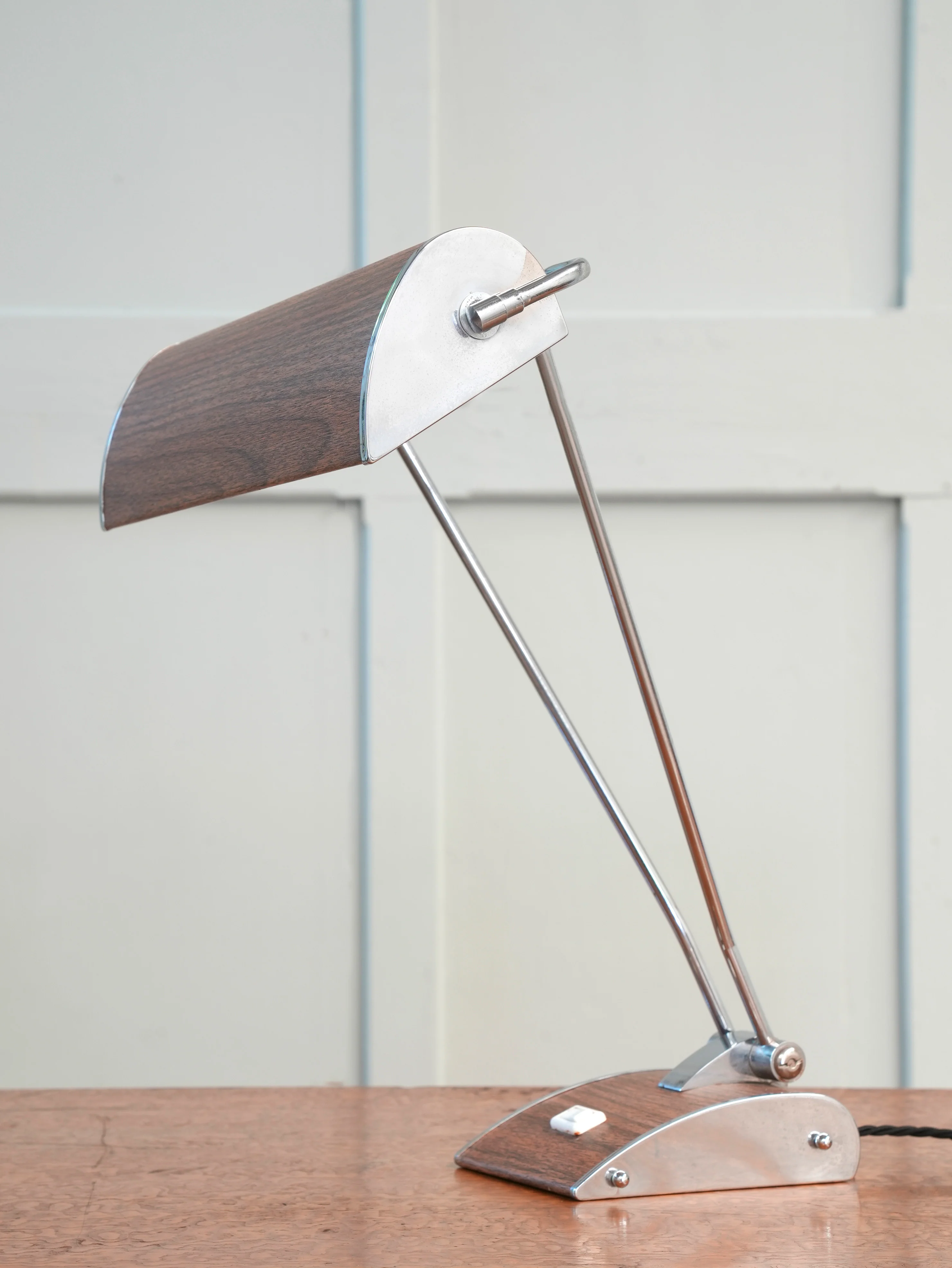 An Eileen Grey Desk Light - Image 5