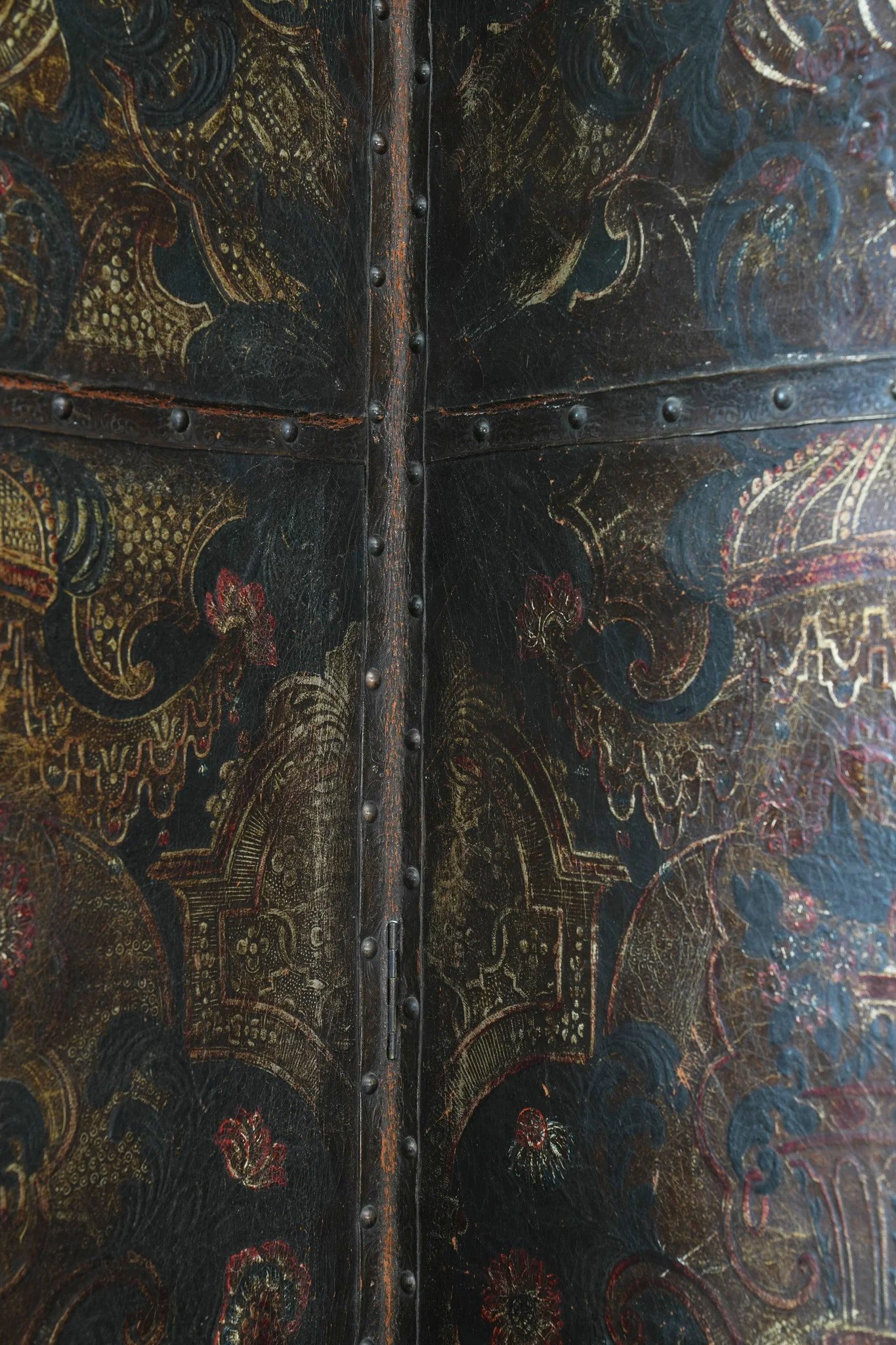 An 18th Century Leather Room Screen - Image 6