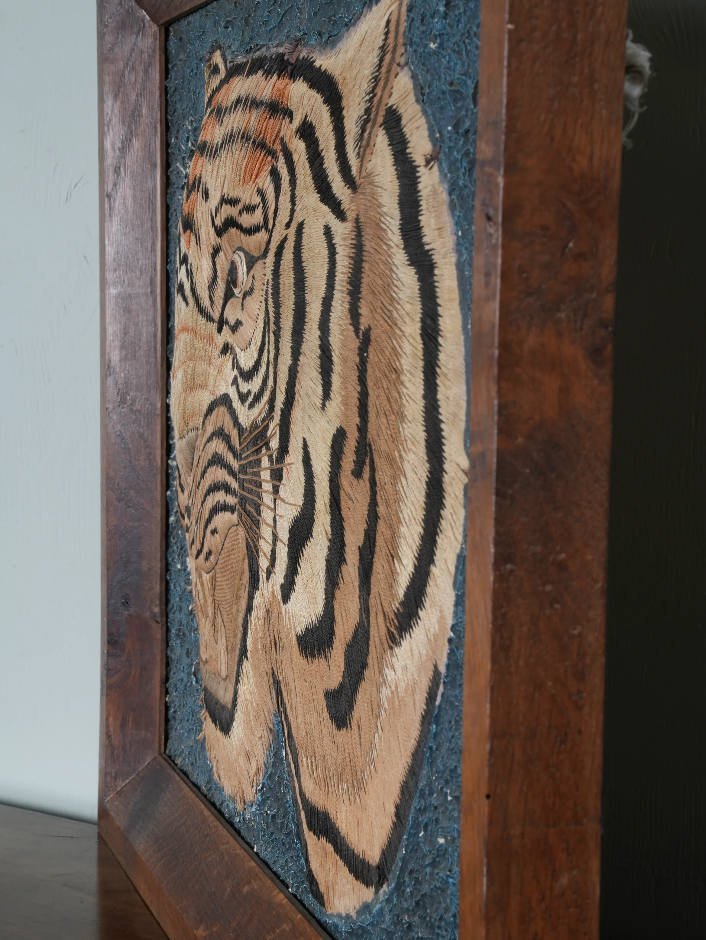 A Pair of Framed Silk Embroideries of Tigers Heads - Image 16
