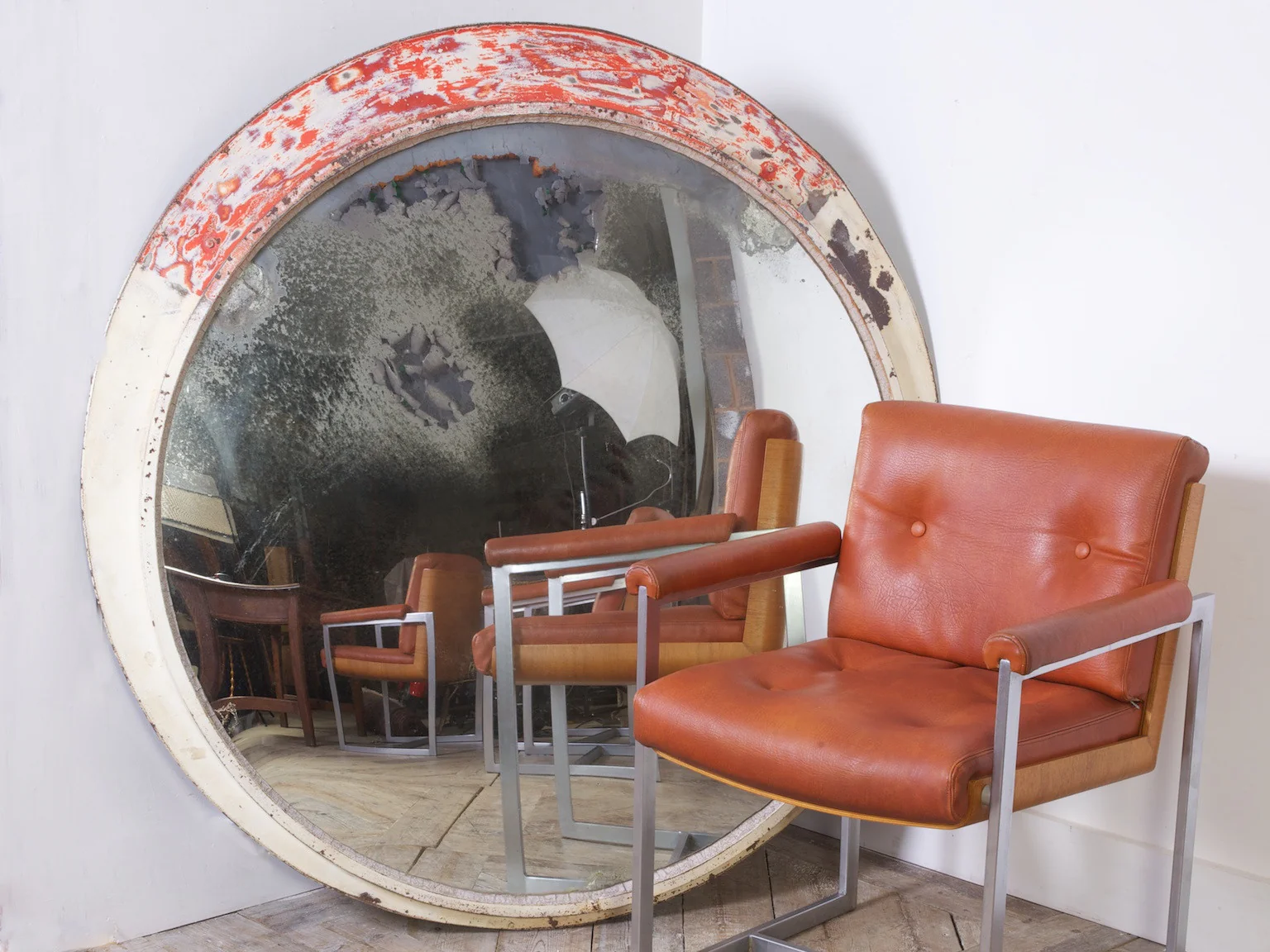 Large Convex Mirror - Image 6