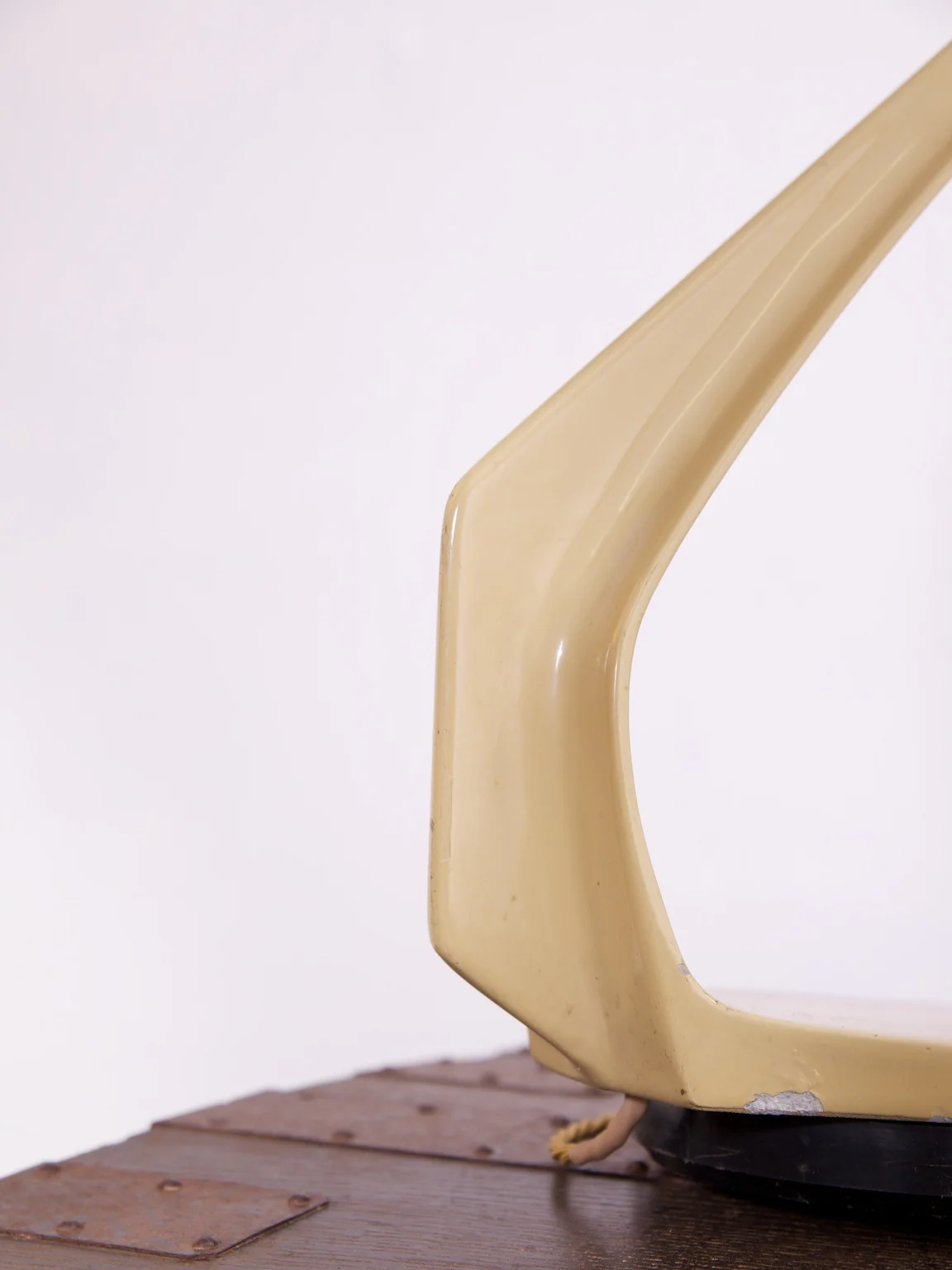 Fase Desk Lamp - Image 9