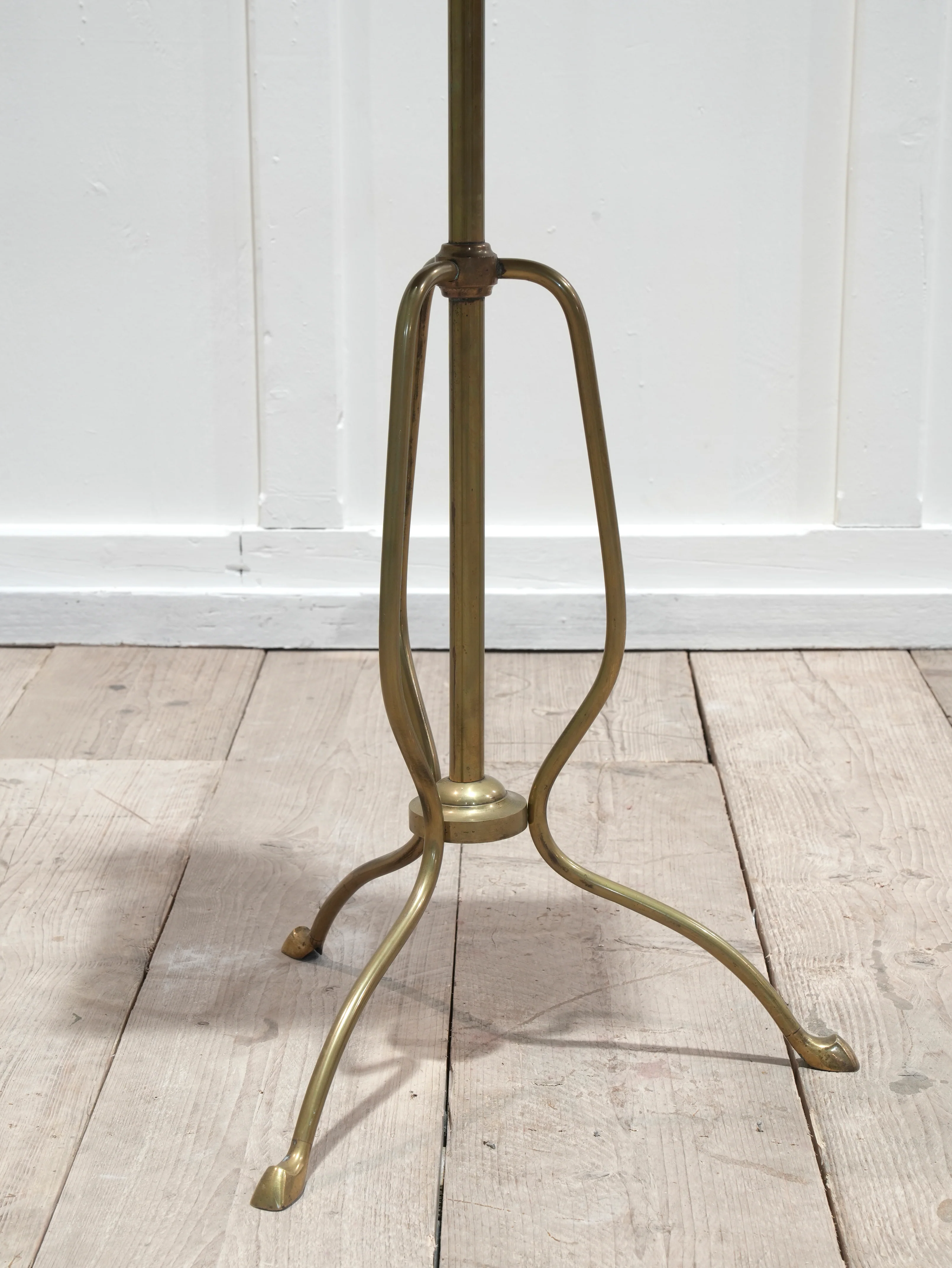 A 19th Century Gentleman's Dressing Room Stand - Image 4