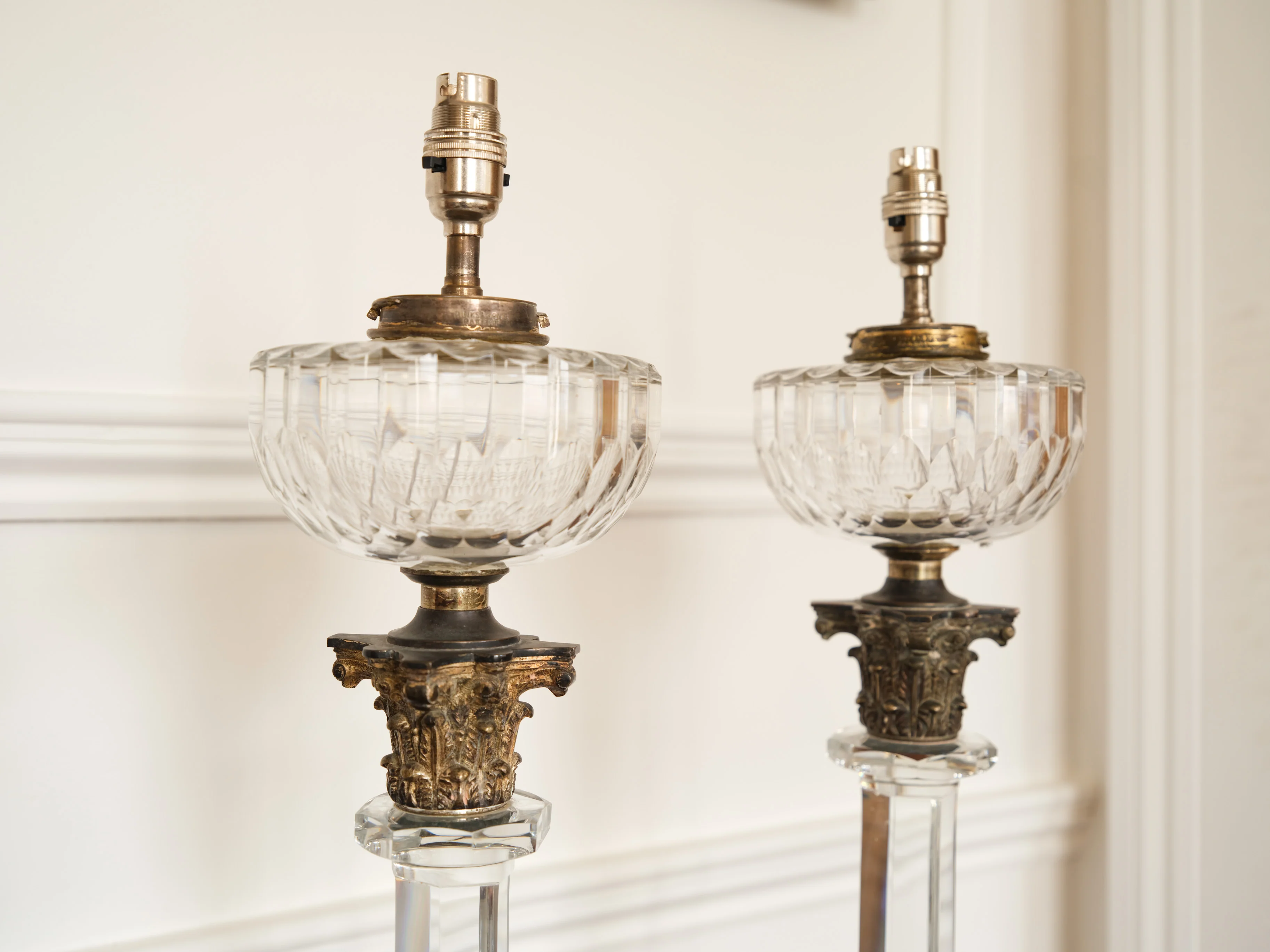A Pair Of Crystal Oil Lamps by Hinks - Image 9