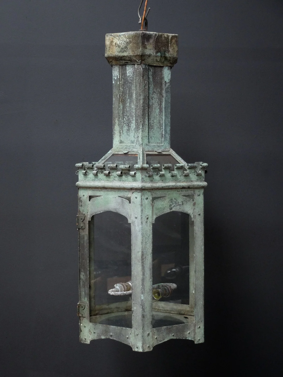 English Hall Lantern - Image 3