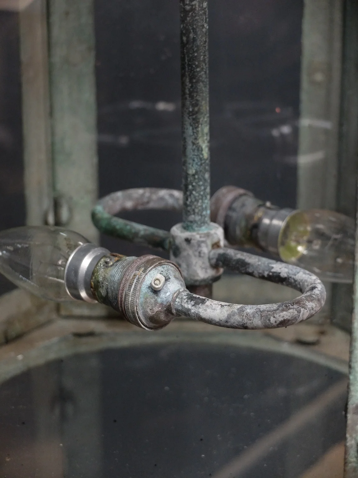 English Hall Lantern - Image 9