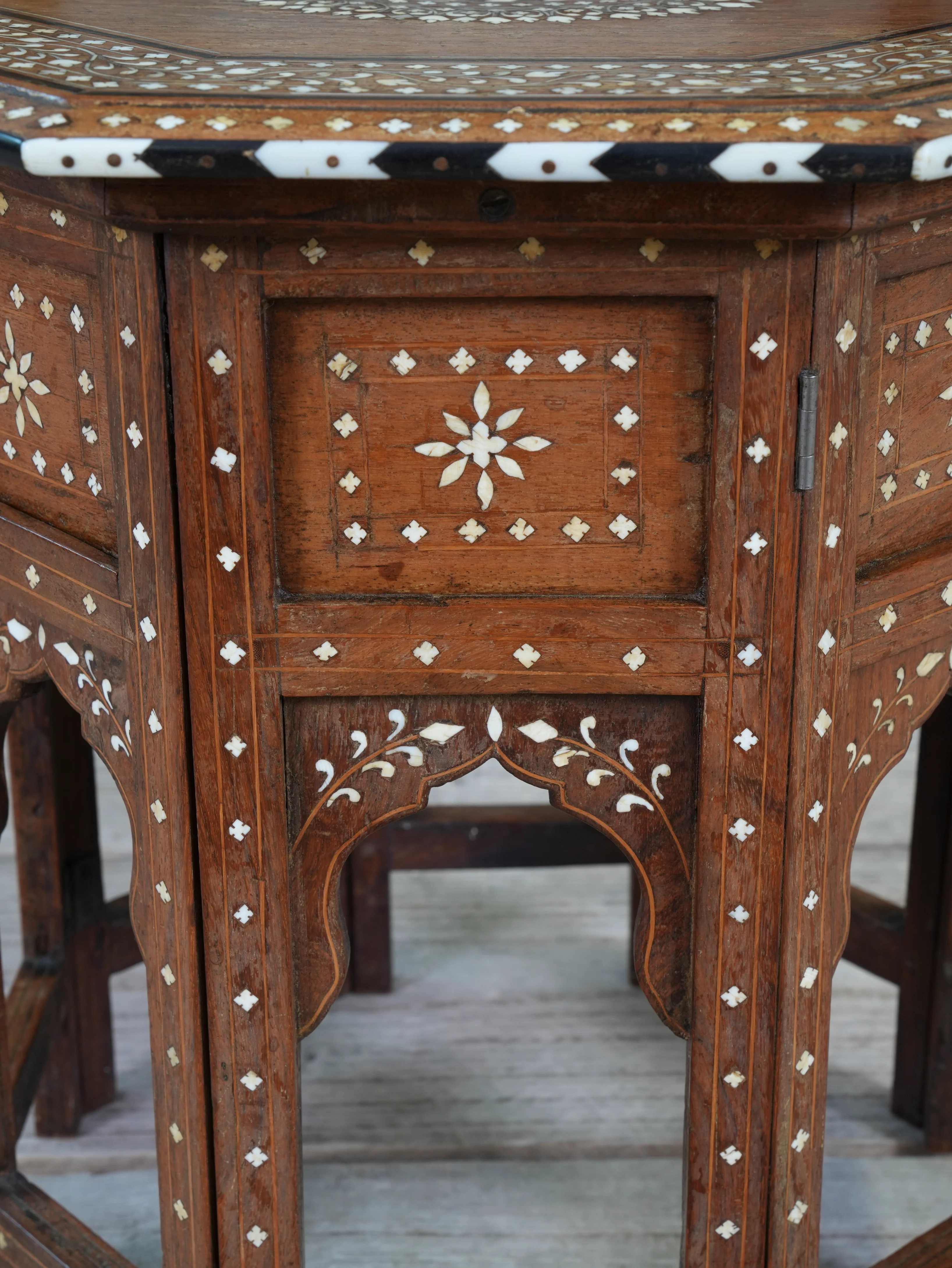 A Bone & Ebony Inlaid Hoshiarpur Table - Image 8