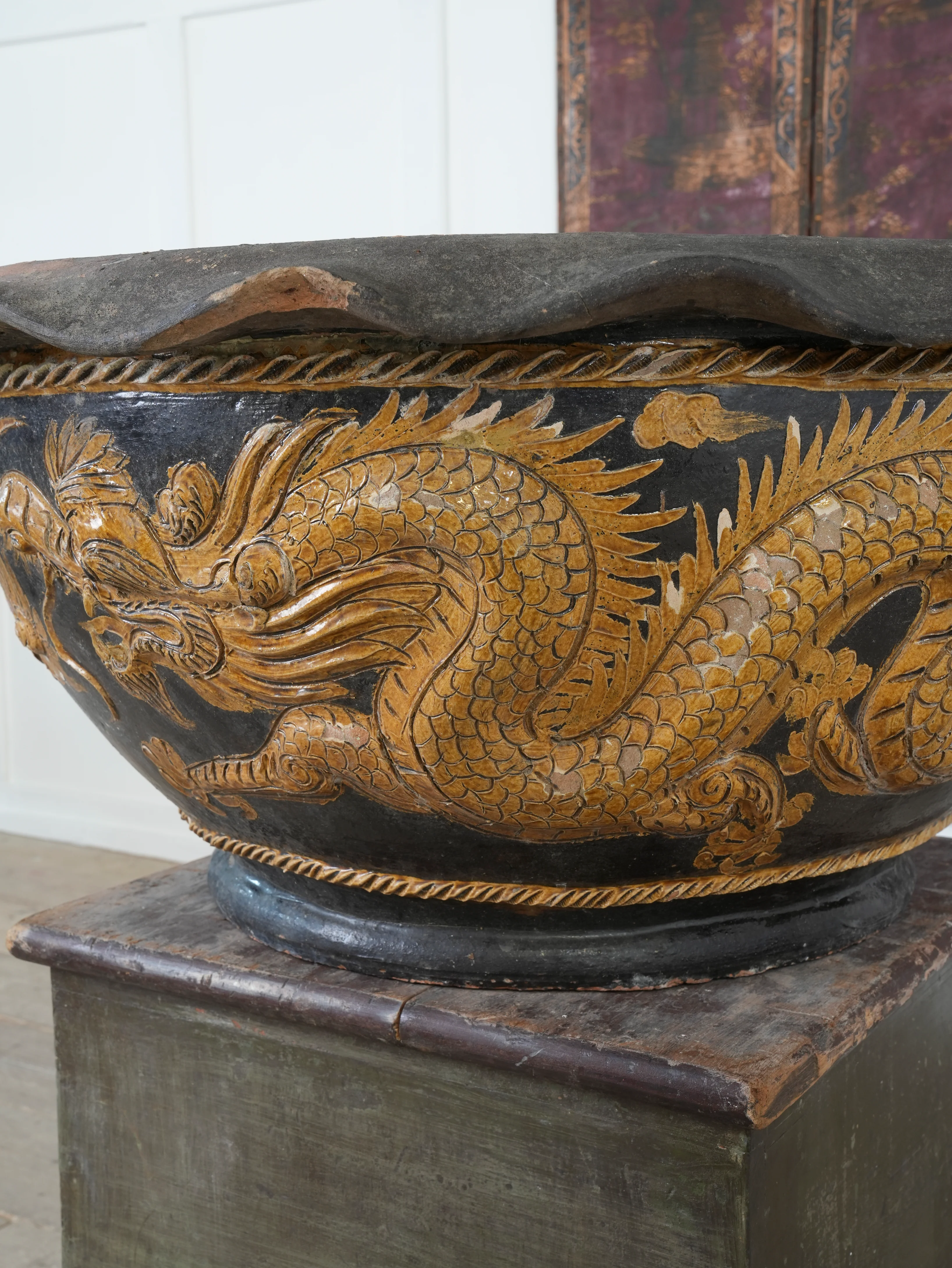 A Large Glazed Terracotta Dragon Bowl - Image 11