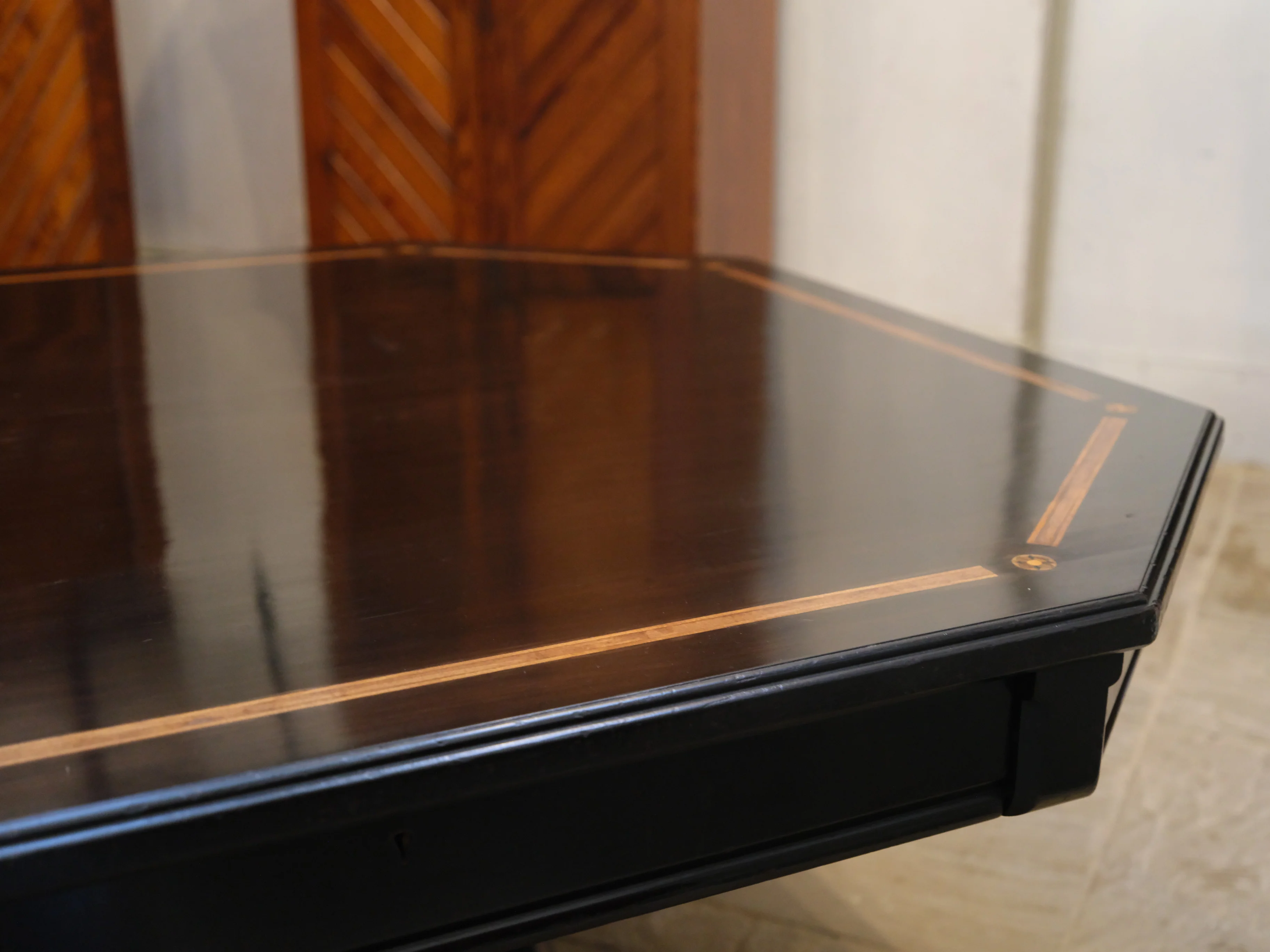 A 19th Century Macassar Ebony Centre Table - Image 7