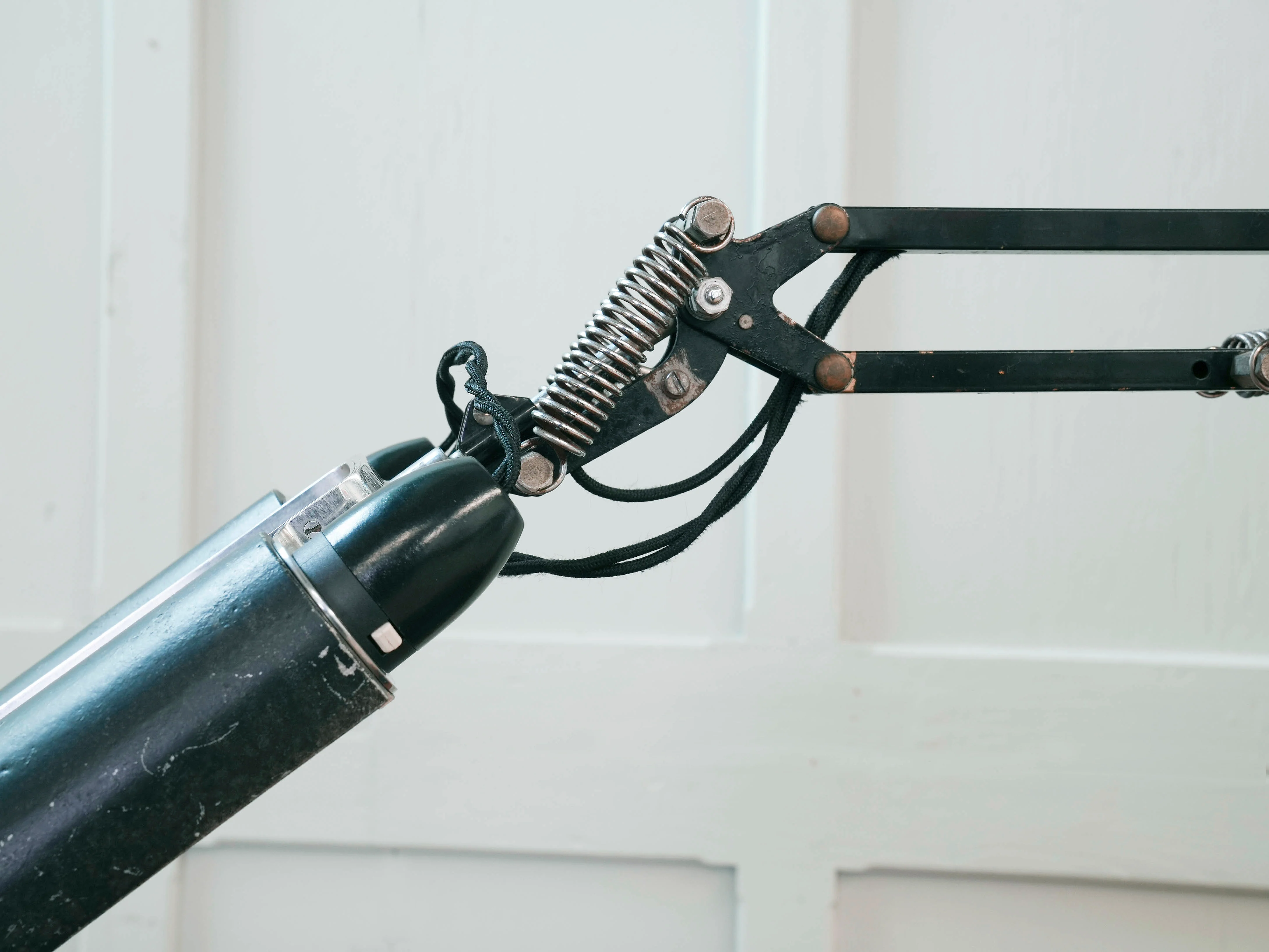 Anglepoise 1431 Magnifying Desk Lamp - Image 10