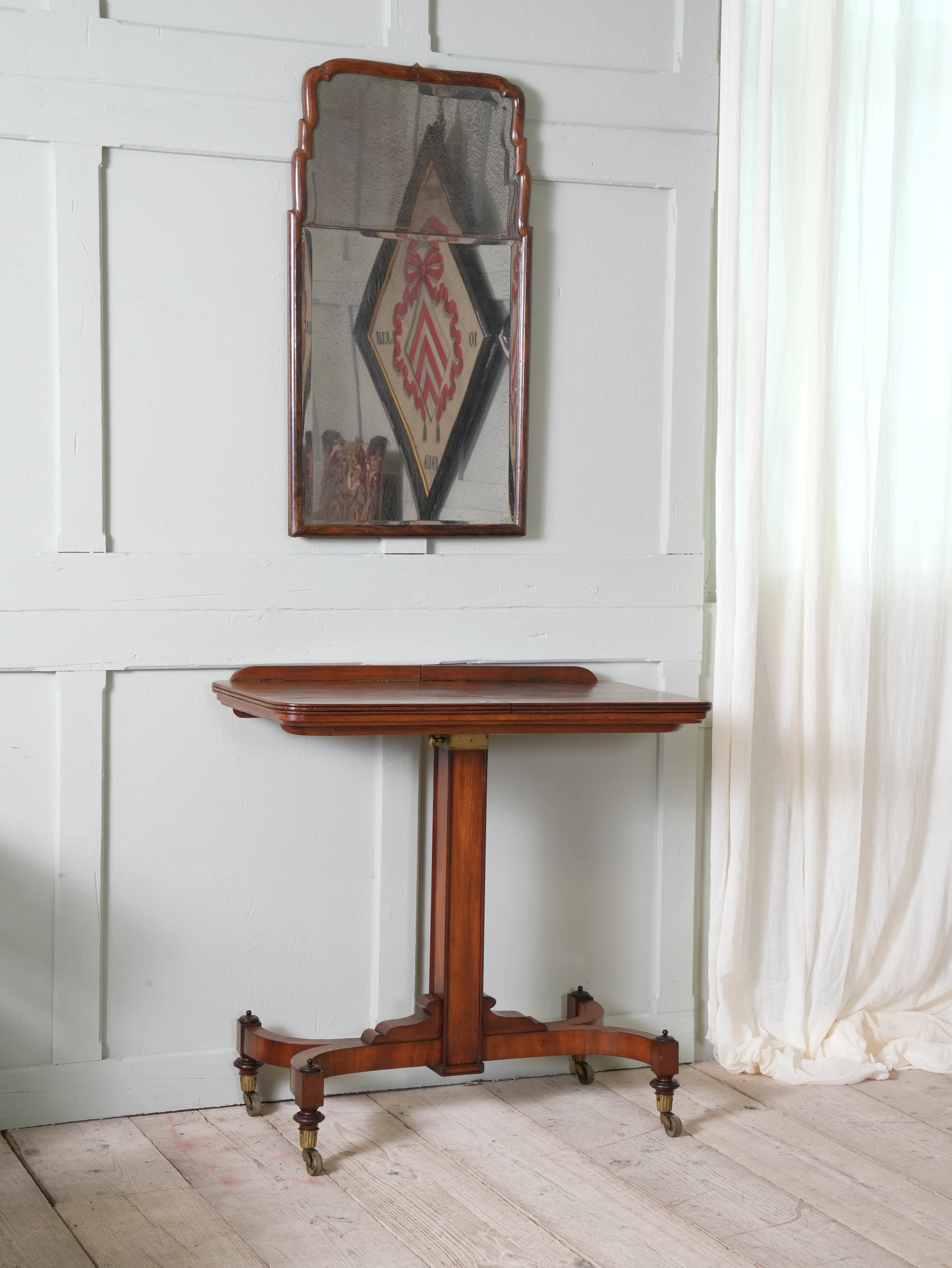 A Queen Anne Mahogany Pier Mirror - Image 8