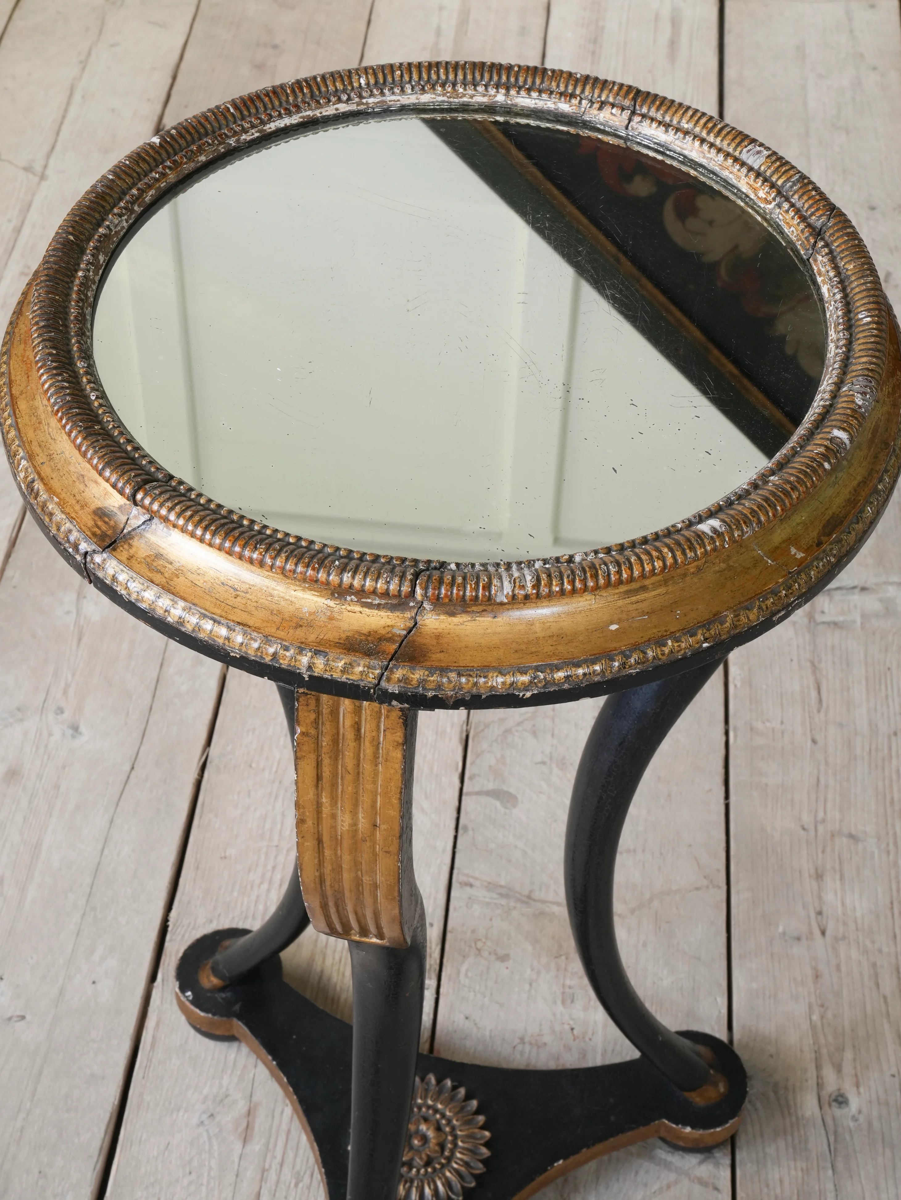 An Early 19th Century Gueridon - Image 7