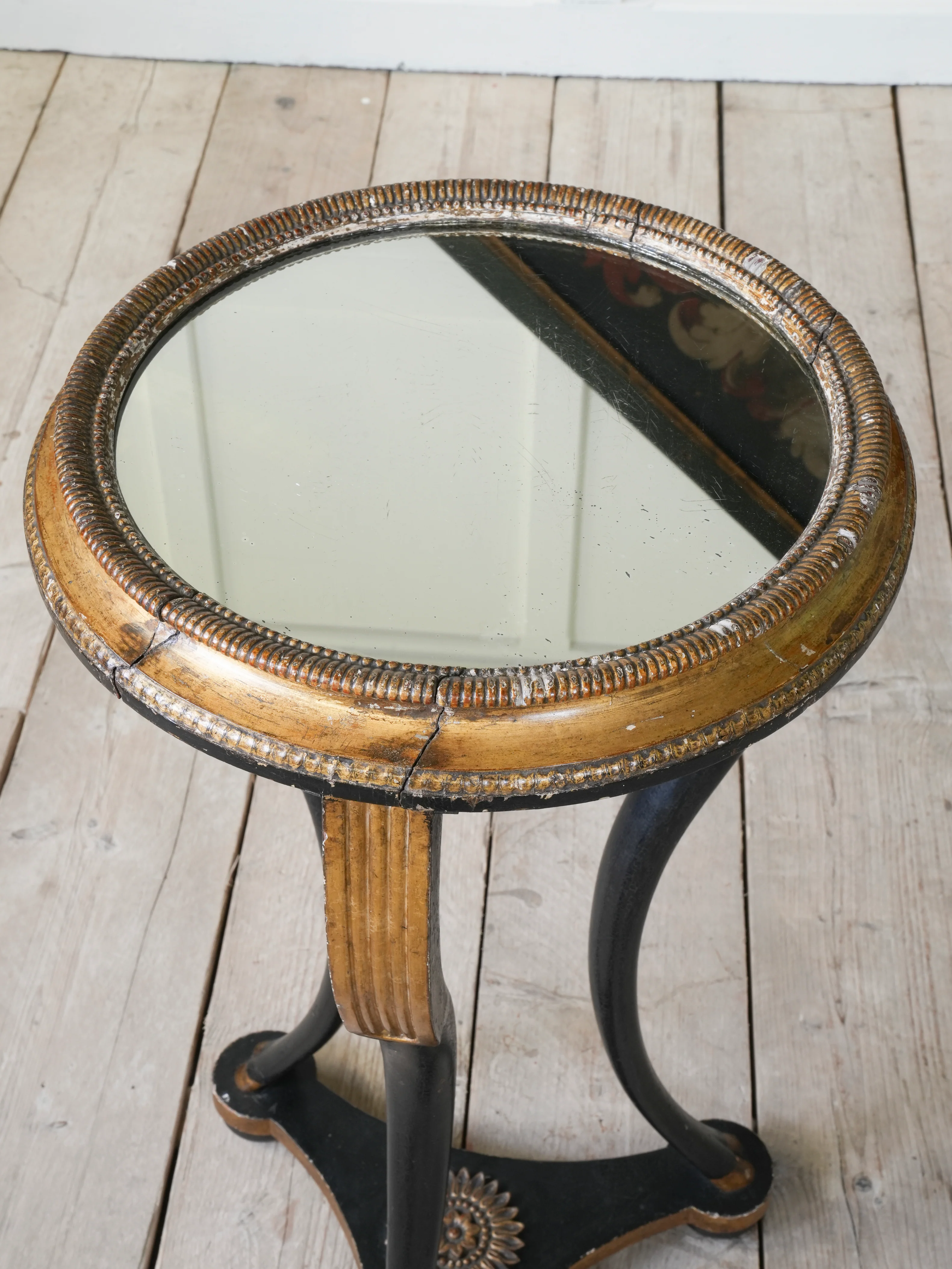 An Early 19th Century Gueridon - Image 9