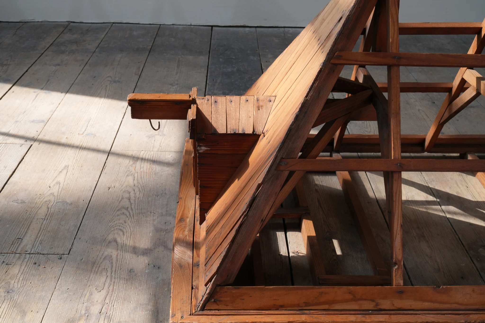 Amsterdam Architect's Roof Model - Image 12