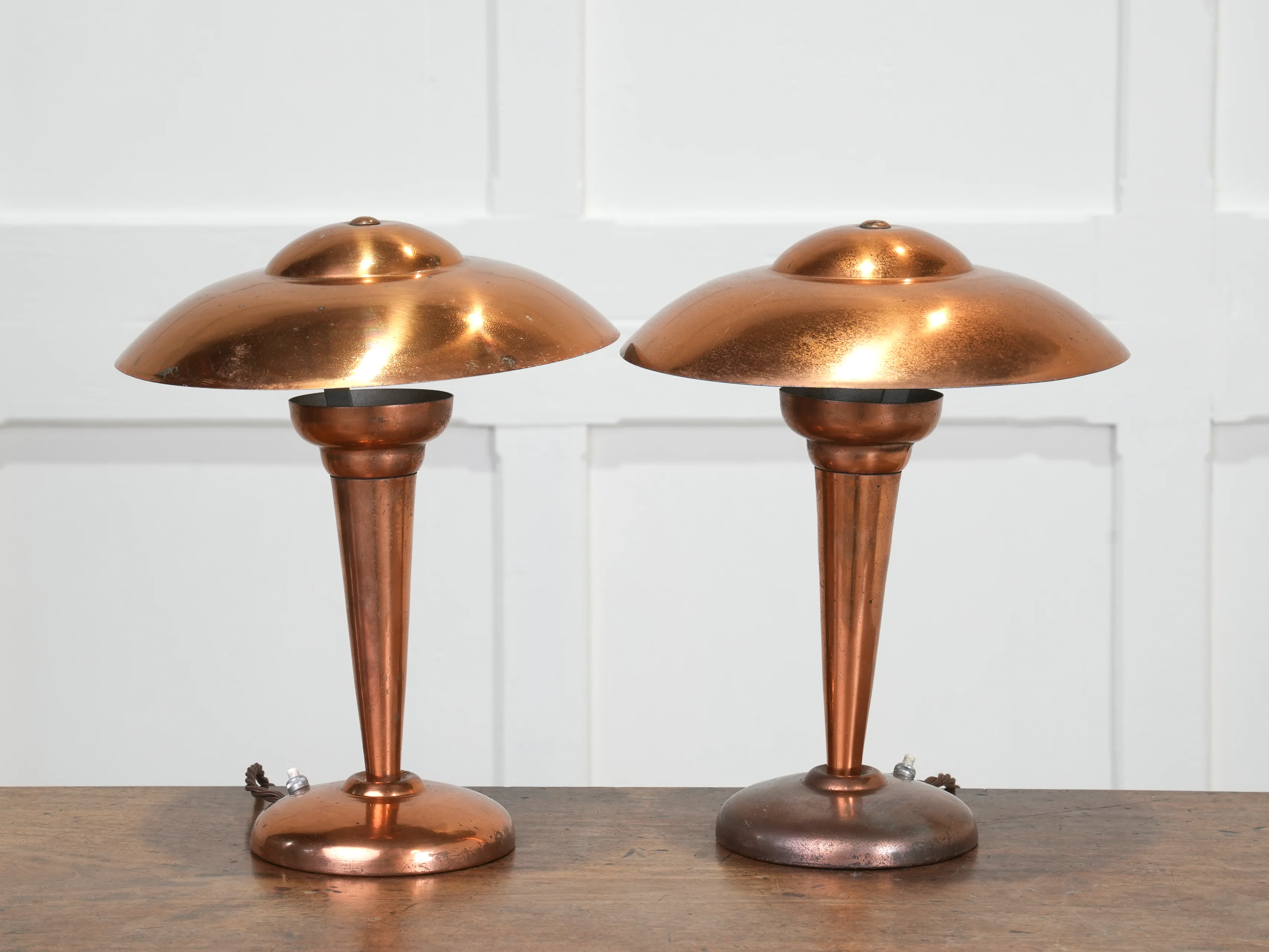 Pair of Bronzed Modernist Table Lamps - Image 5