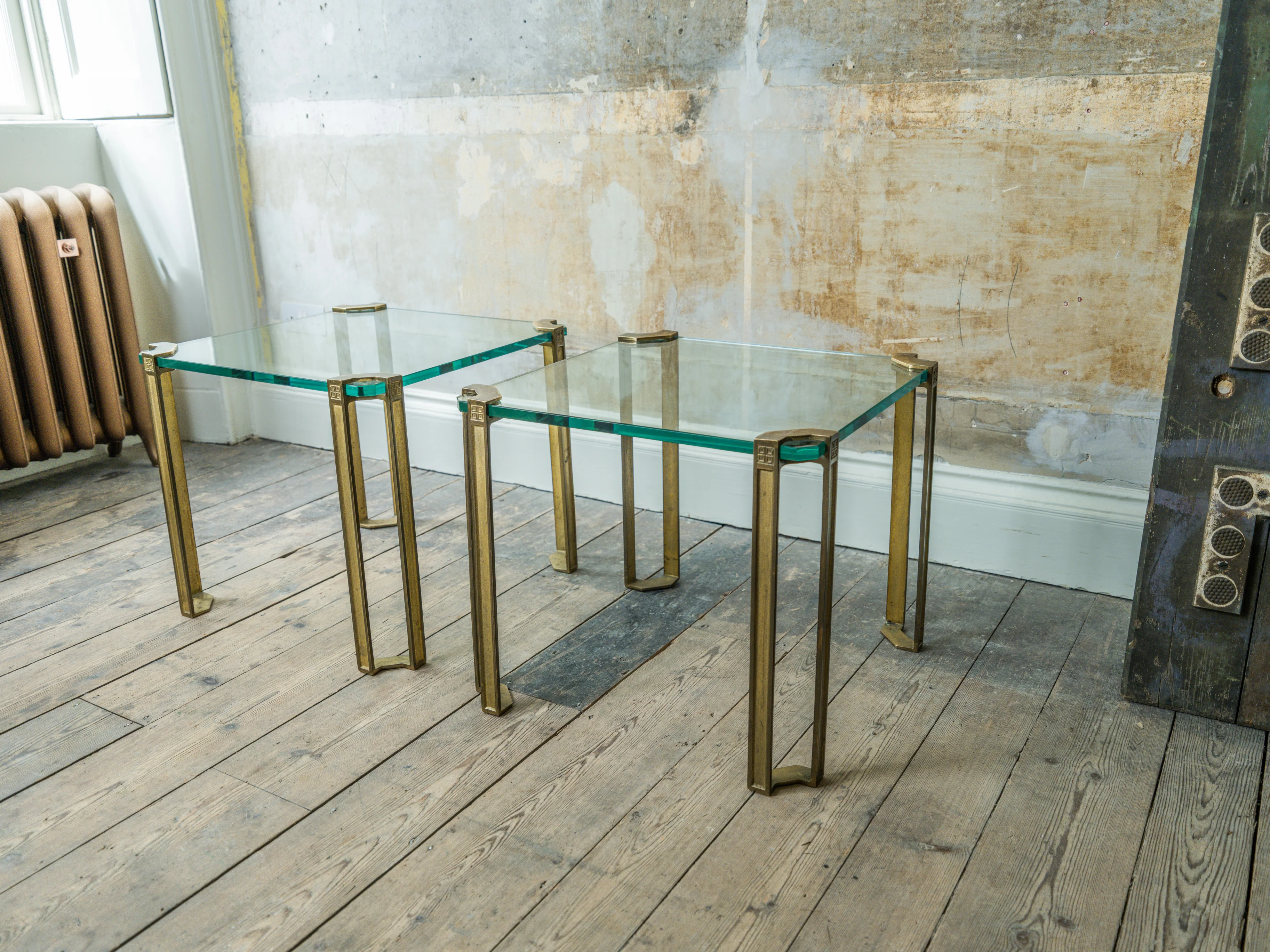 A pair of Peter Ghyczy Side Tables - Image 13