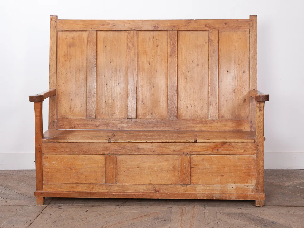 Pembrokeshire Box Settle - Image 6