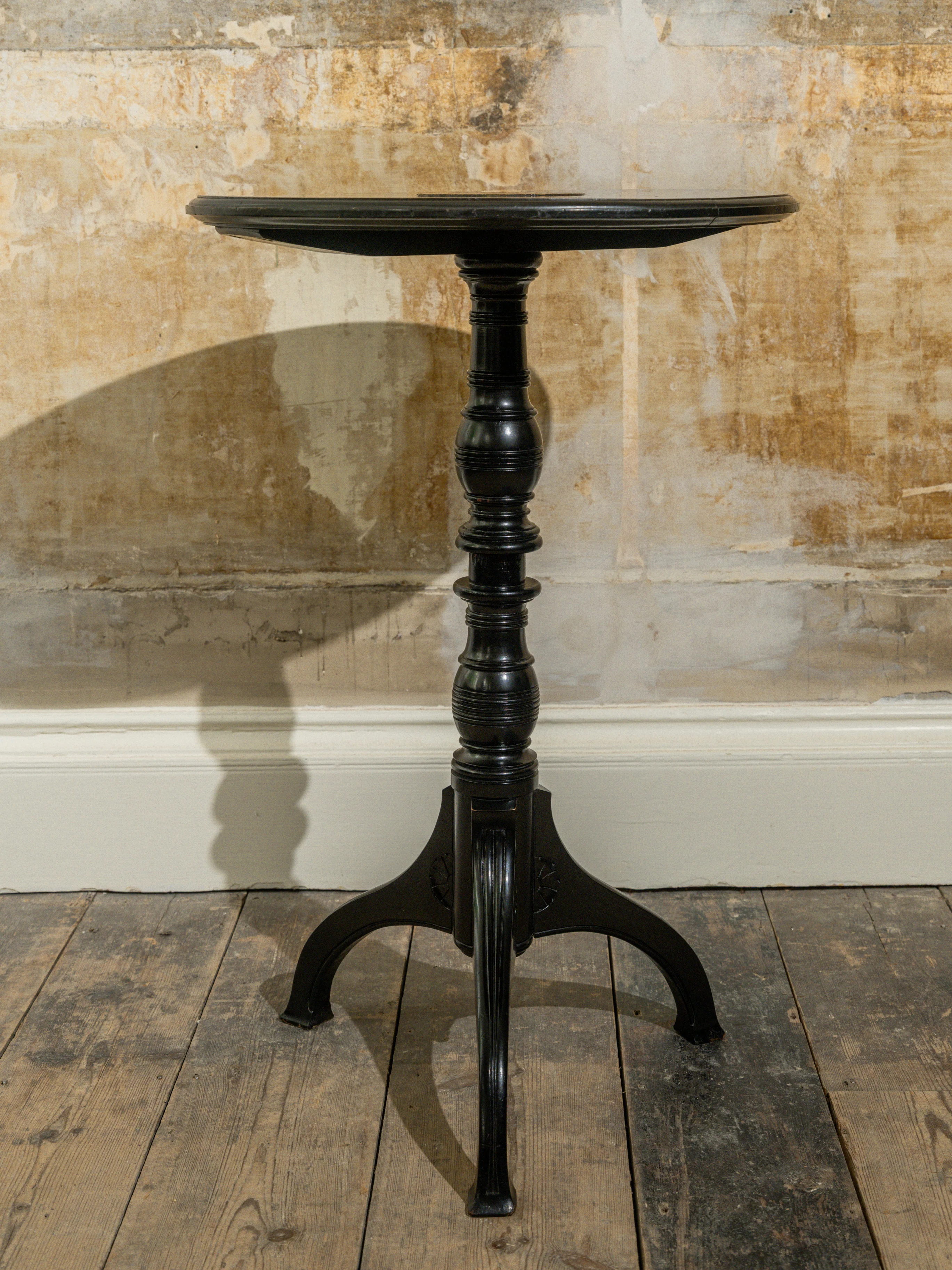 An Ebonised Aesthetic Movement Side Table - Image 6