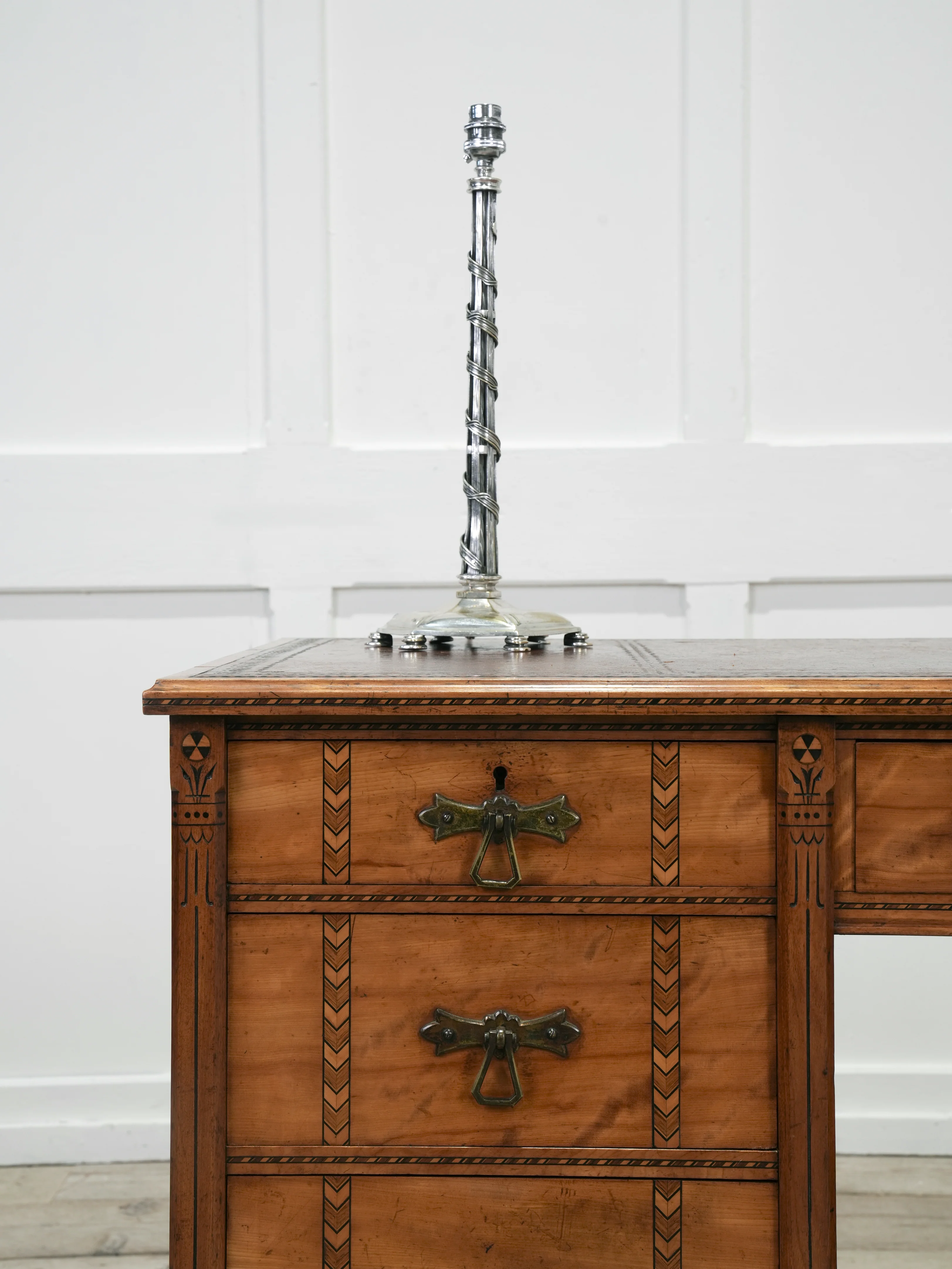 A Faraday & Son Table Lamp - Image 5
