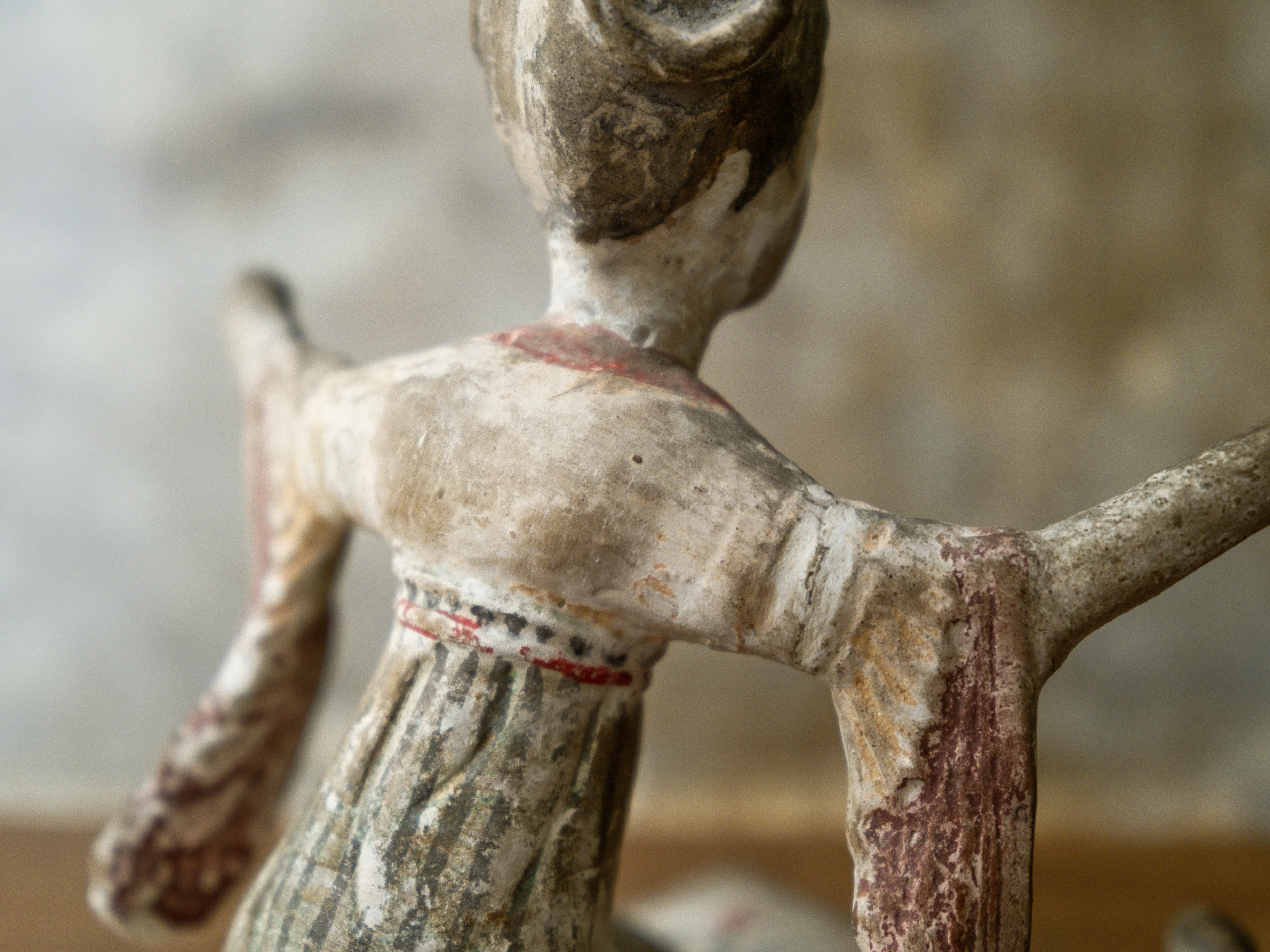 A Tang Dynasty Dancing Tomb Figure - Image 11