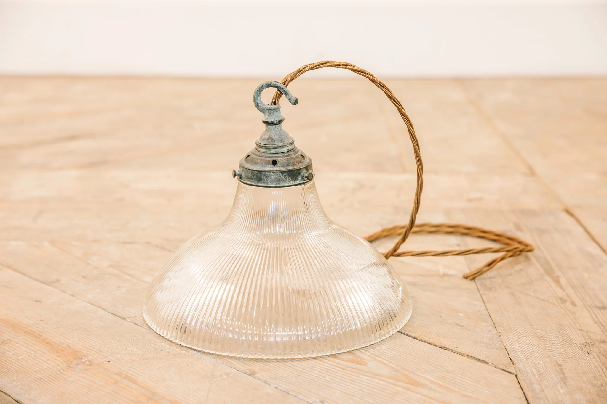 Small holophane pendant - Image 2