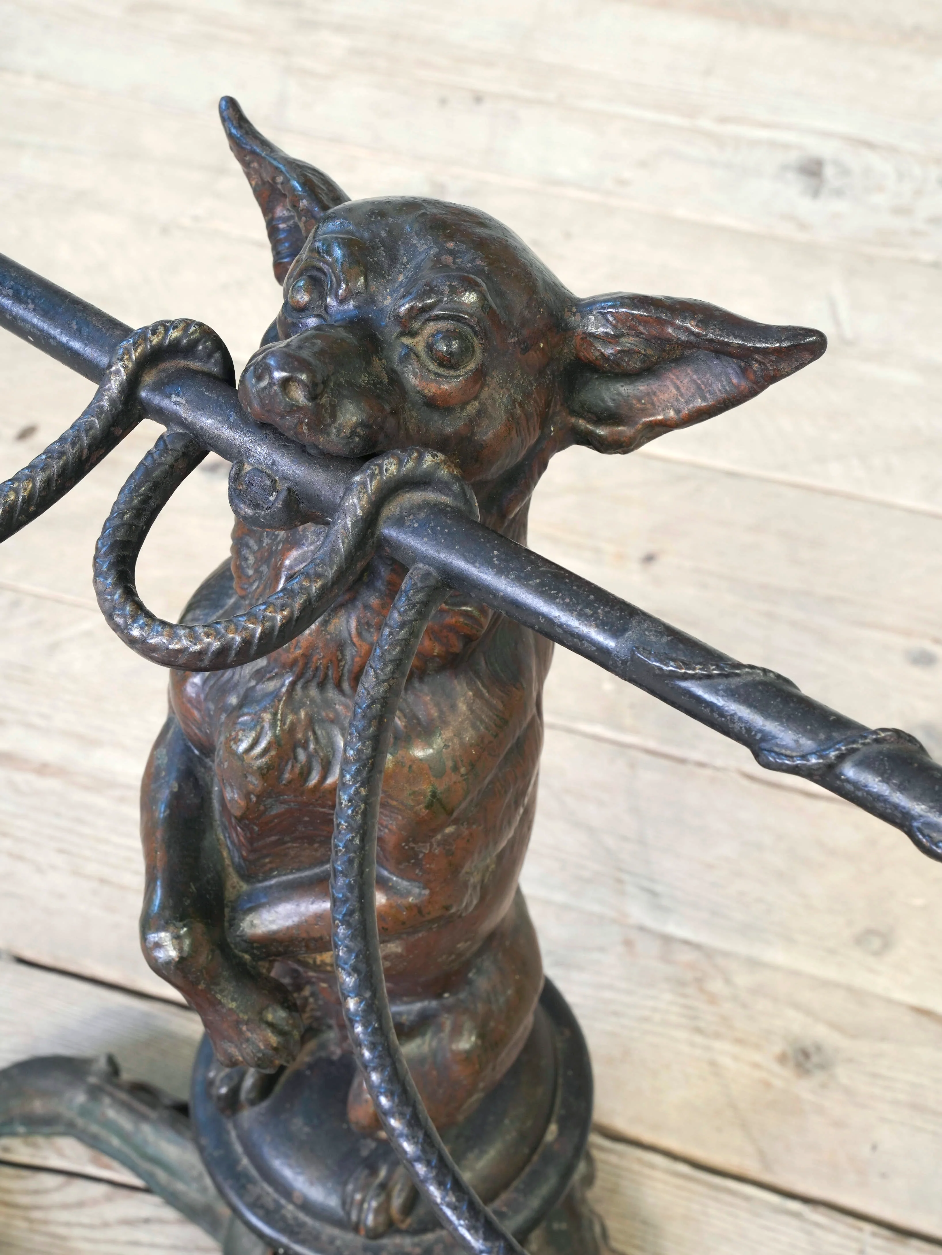 A Chihuahua & Crop Stick Stand - Image 20
