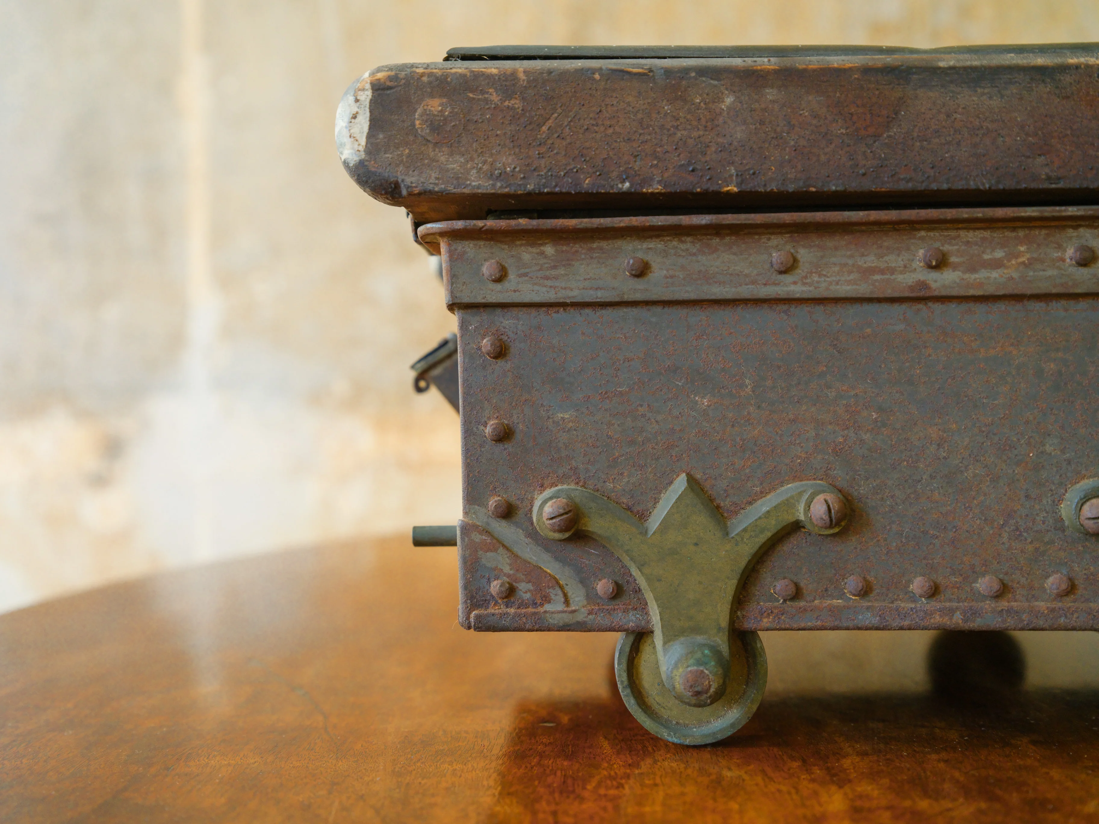 A 19th Century Cheese Vat Desk Model - Image 6