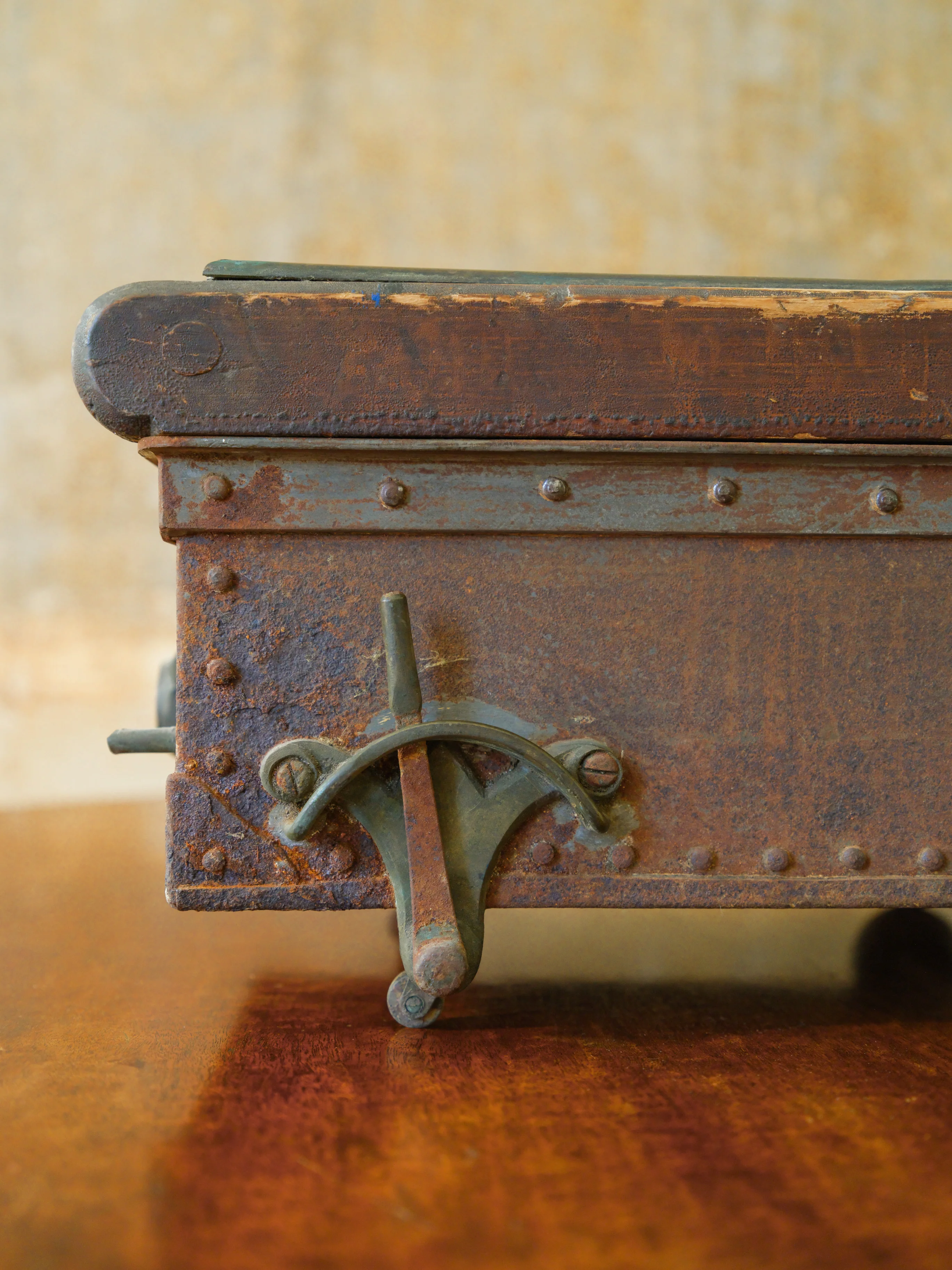 A 19th Century Cheese Vat Desk Model - Image 9
