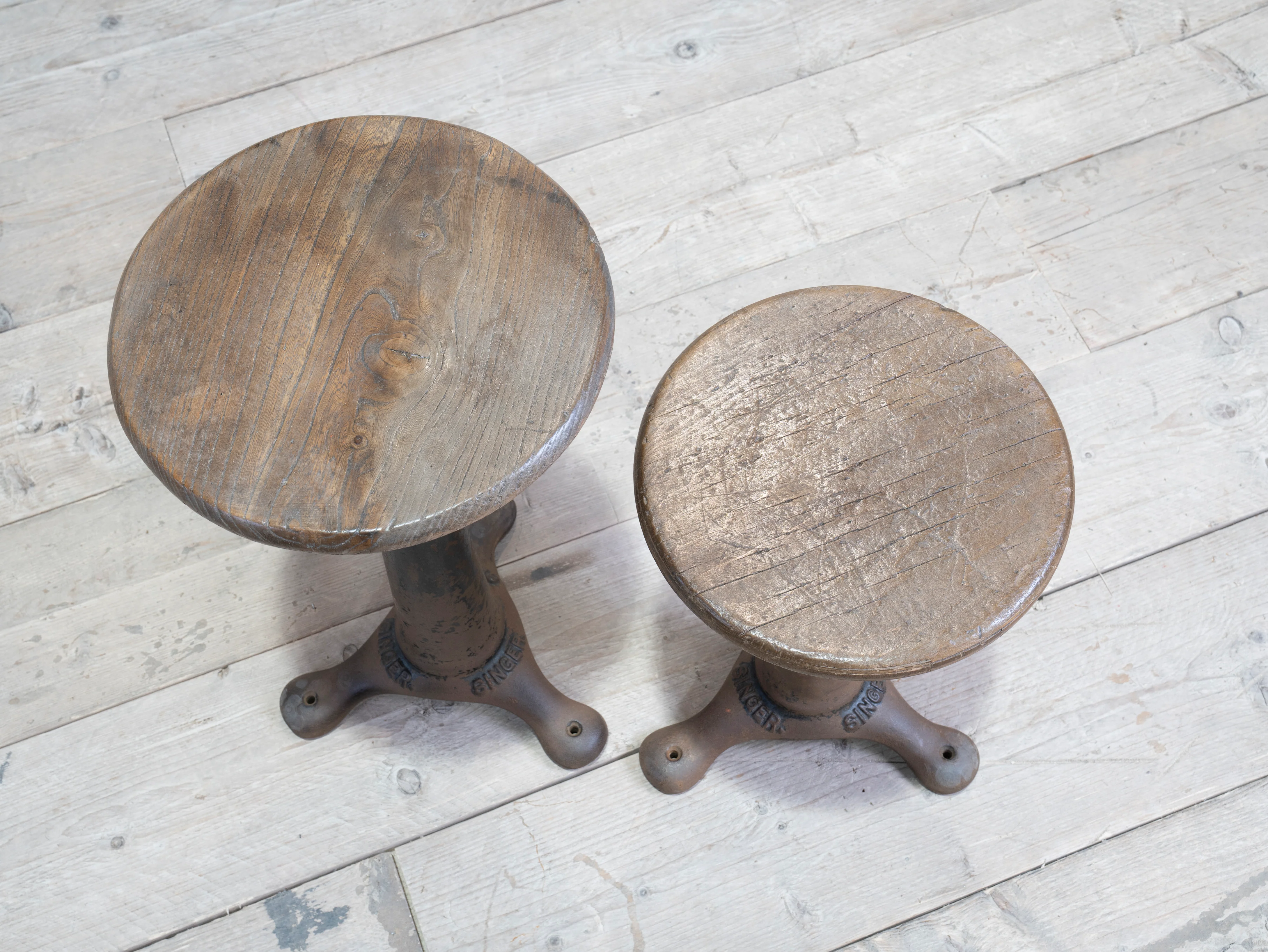 Singer Stools - Image 10